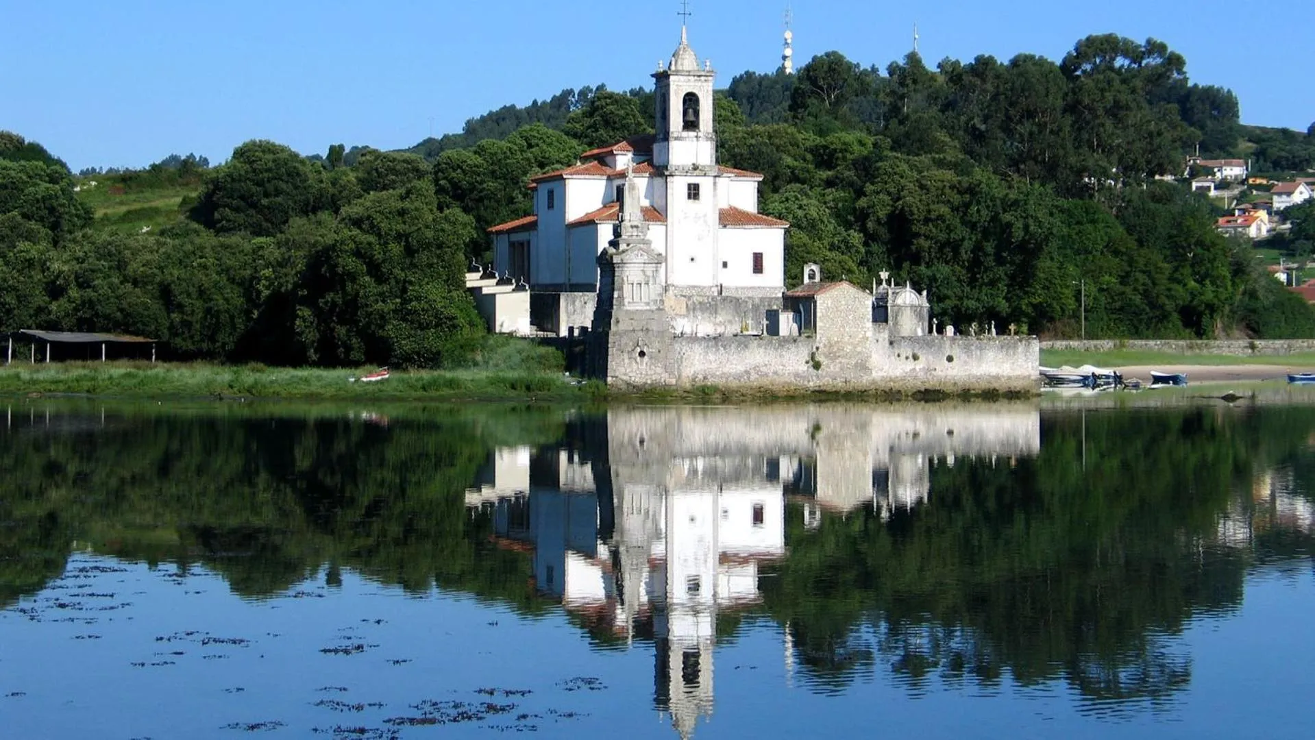 Nearby landmark in Hotel Puerto de Llanes
