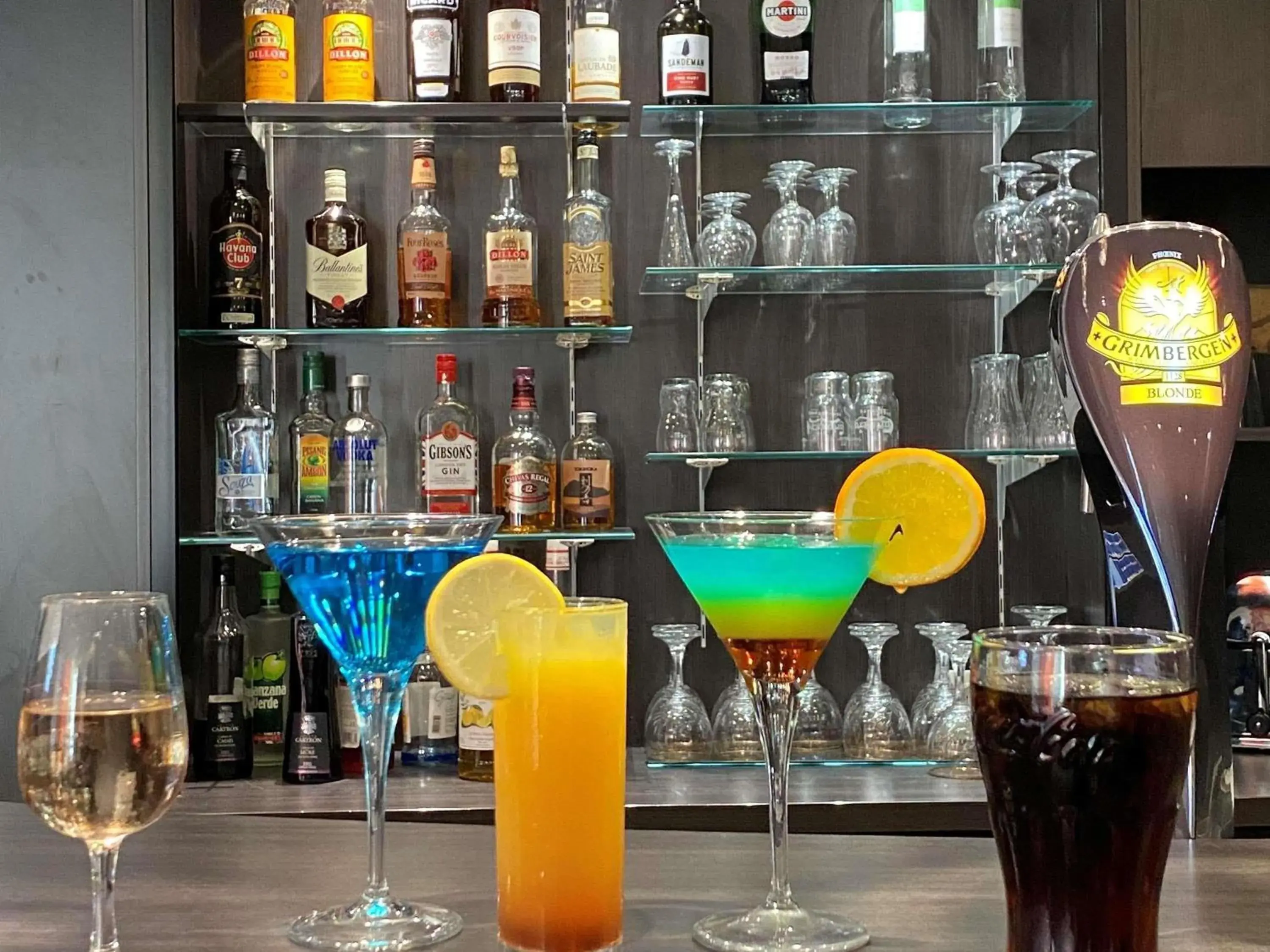 Lounge or bar in ibis Styles Rennes Centre Gare Nord Lounge or bar in ibis Styles Rennes Centre Gare Nord