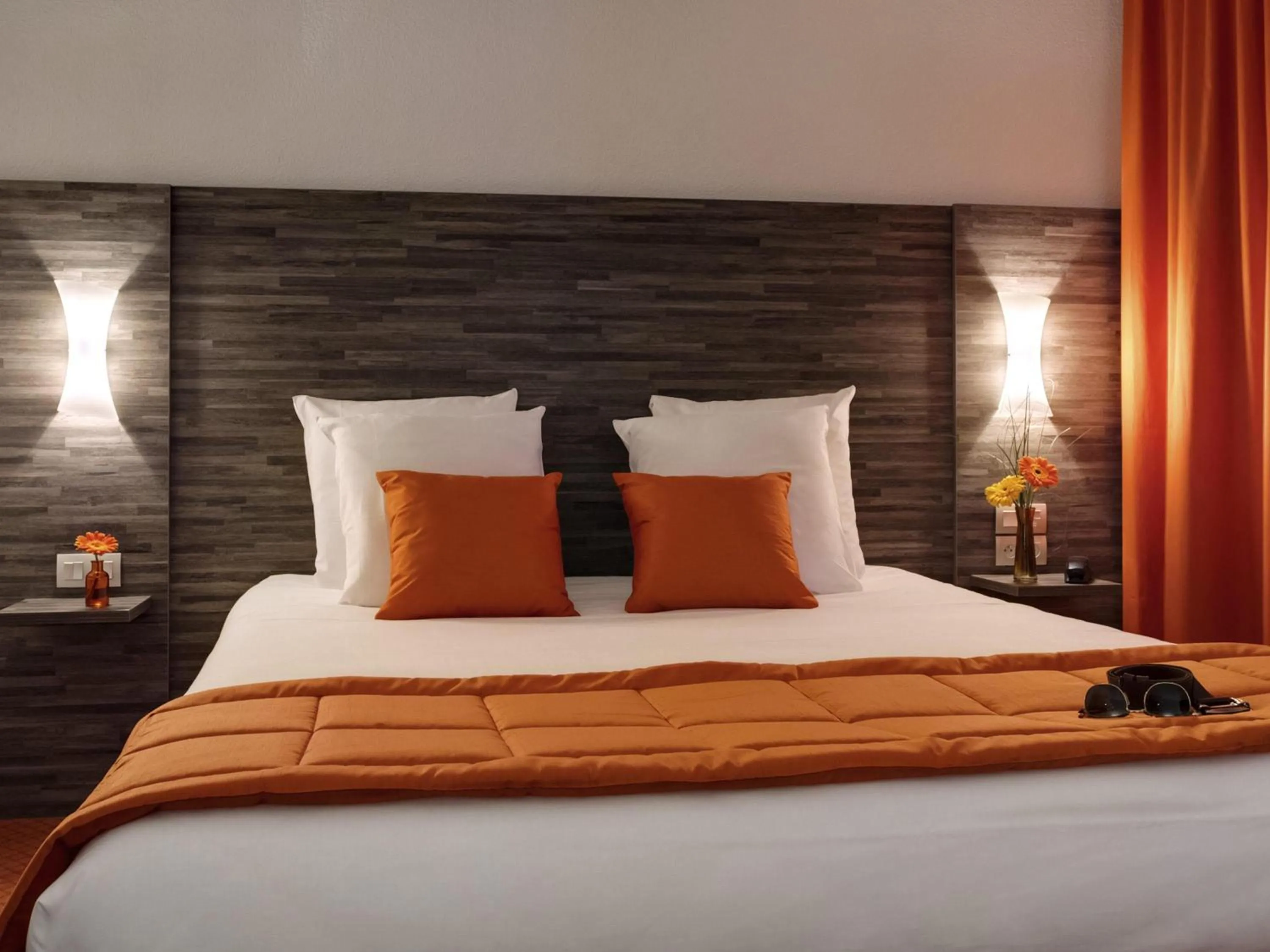 Bedroom, Bed in ibis Styles Rennes Centre Gare Nord
