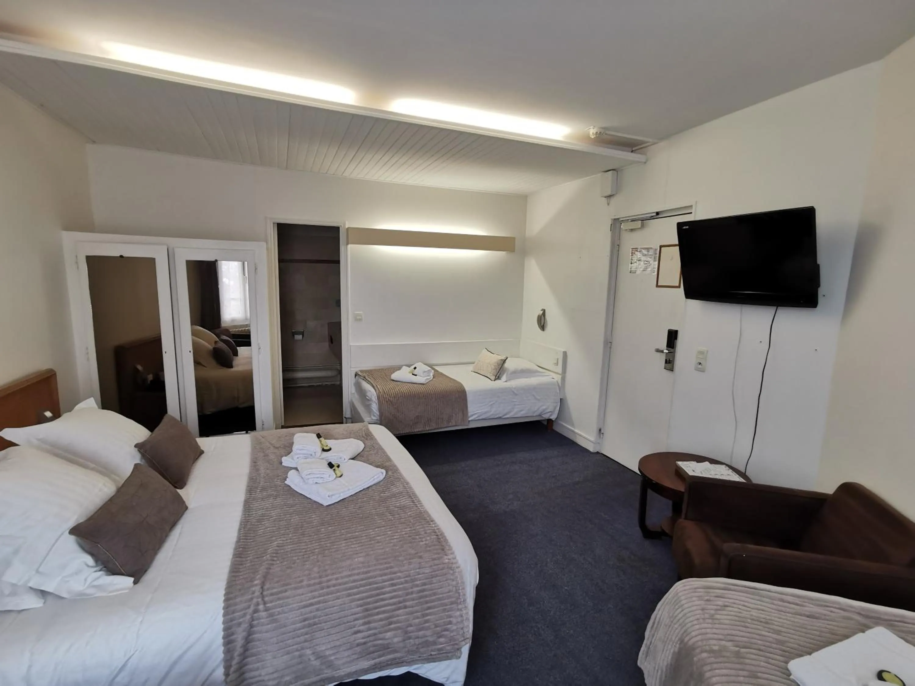 Bed in Hotel Des Falaises