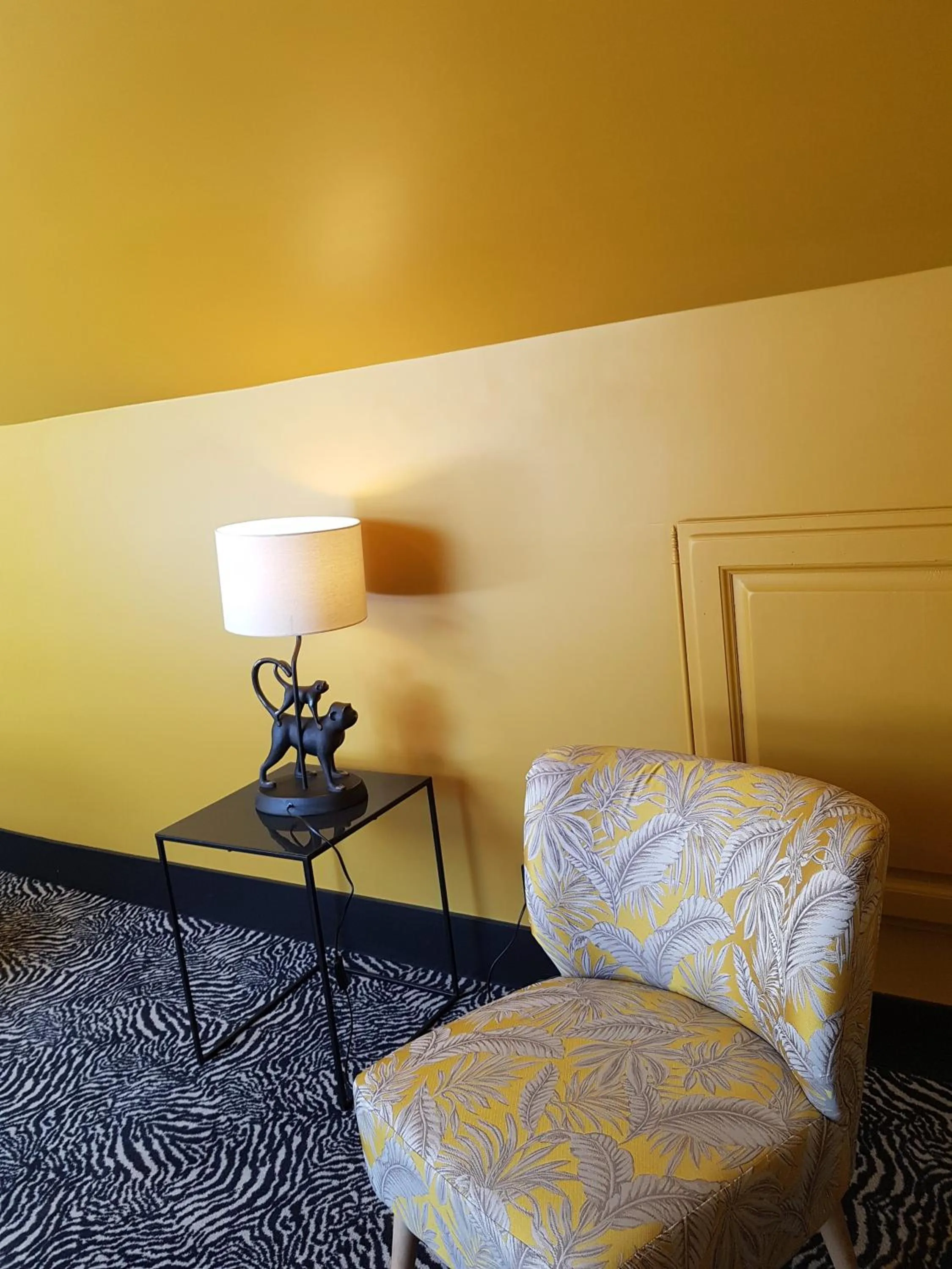 Bedroom in La villa 10 HÔTEL SPA