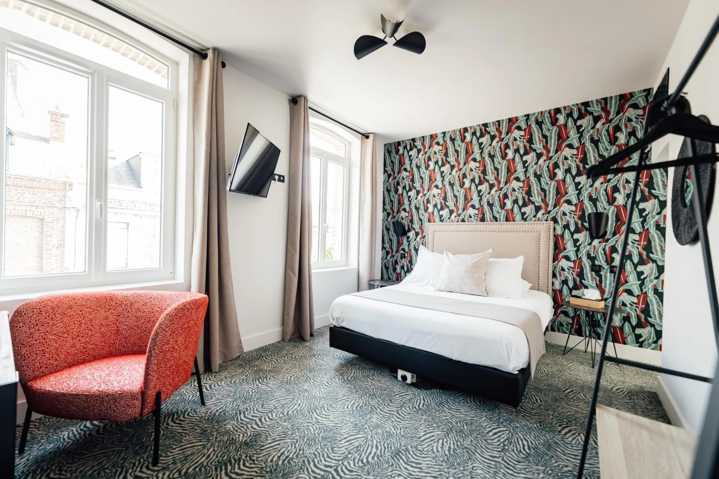 Bed in La villa 10 HÔTEL SPA