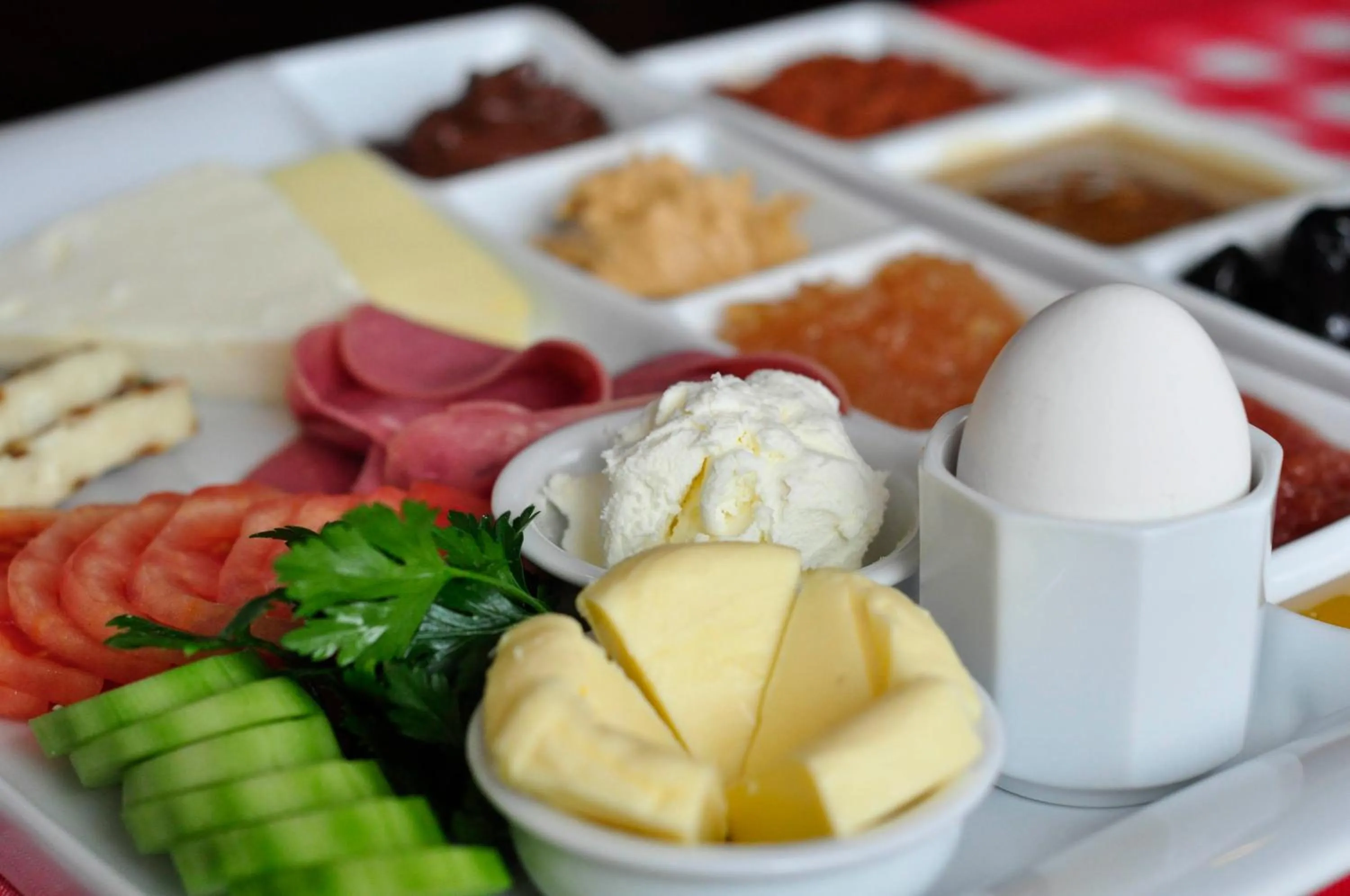 Continental breakfast in Qamar Prestige Suites