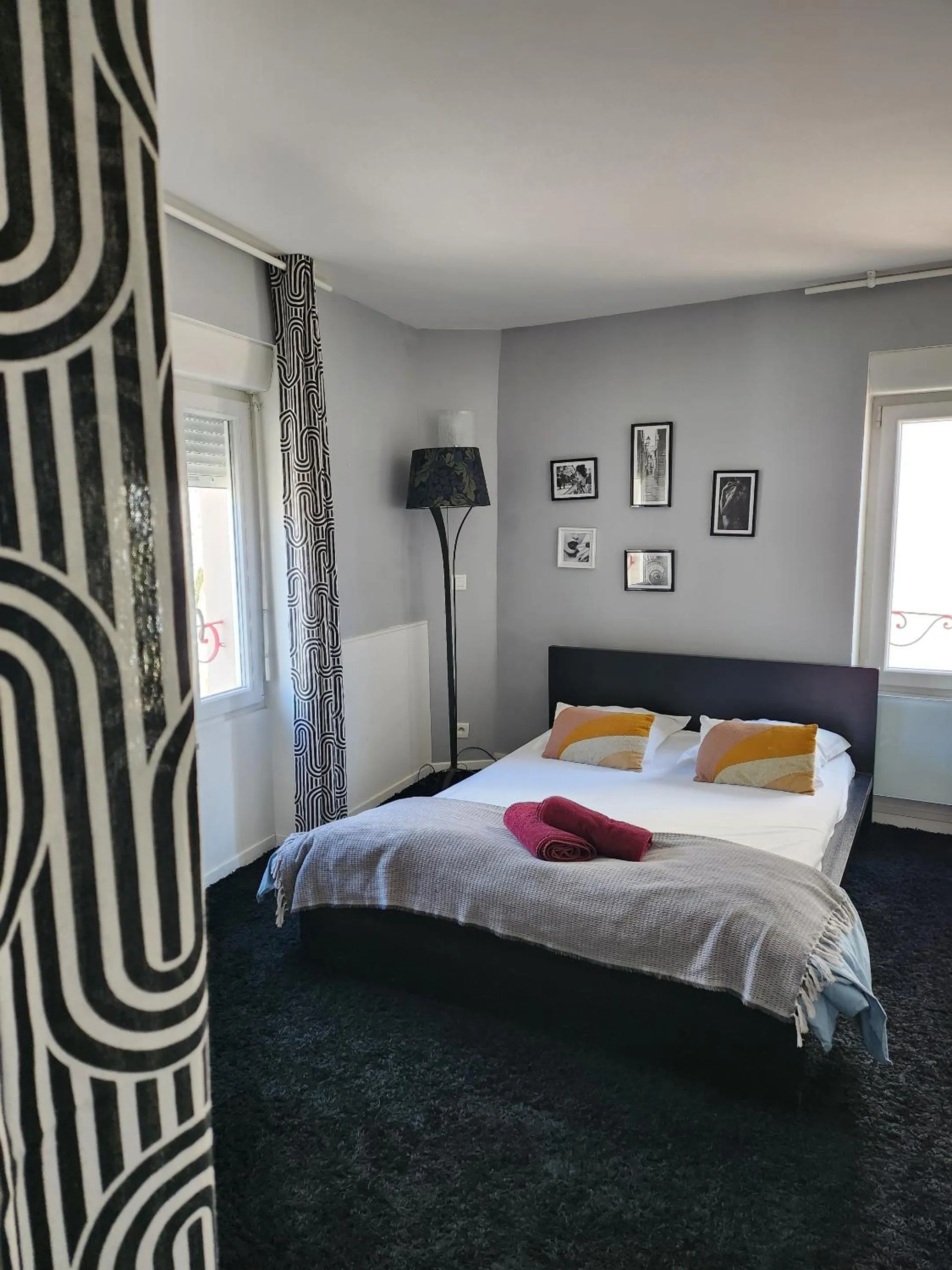 Bedroom, Bed in Ariane Hôtel