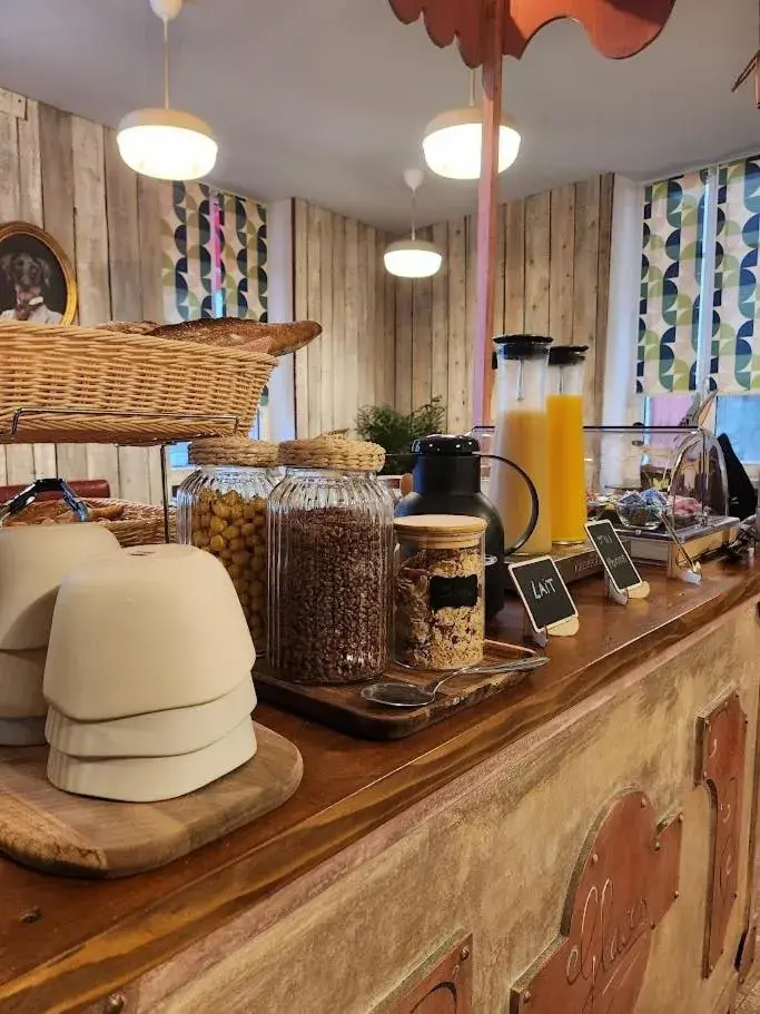 Breakfast in Ariane Hôtel Breakfast in Ariane Hôtel