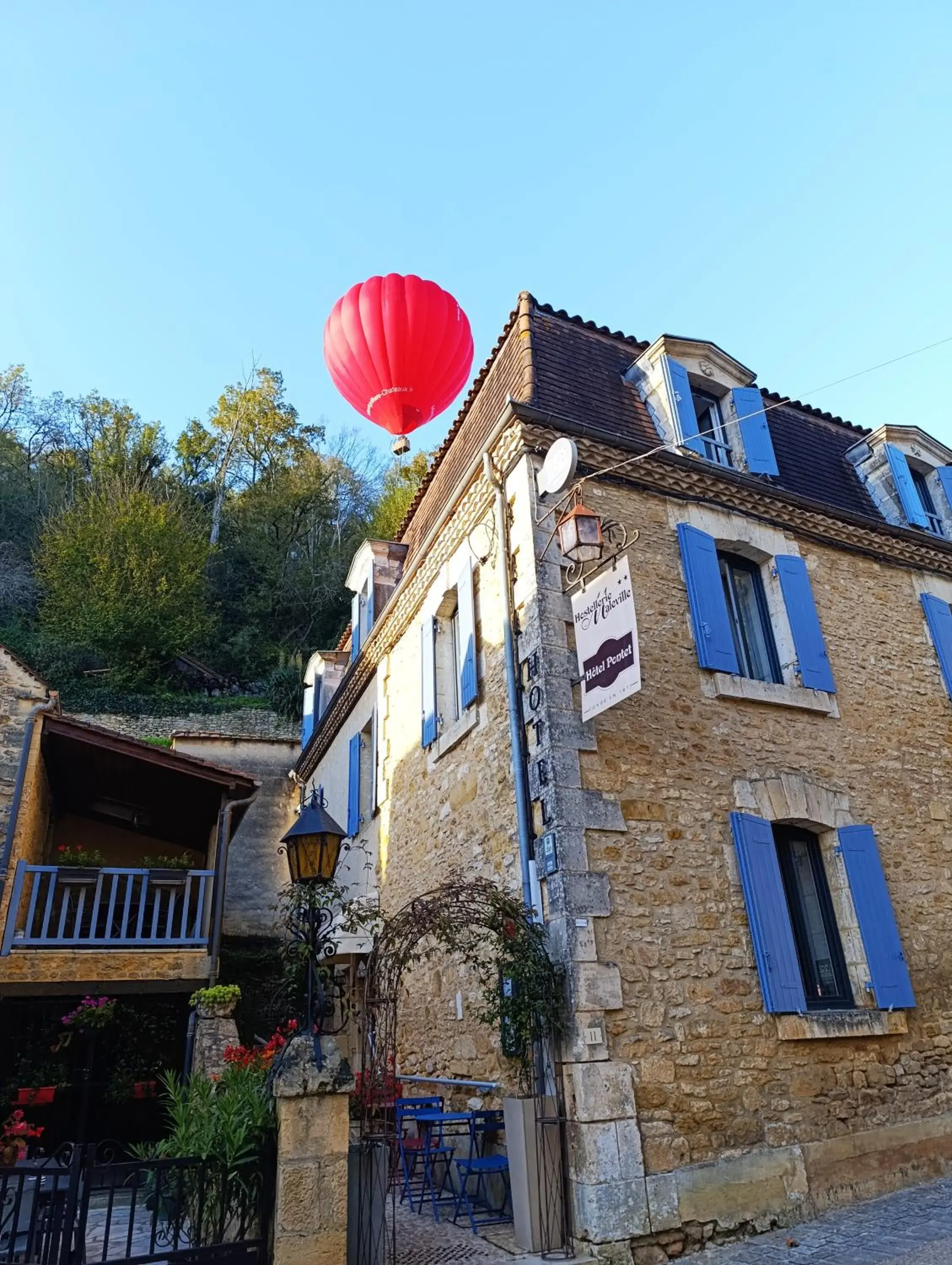 Hostellerie Maleville, logis hôtel Pontet Hostellerie Maleville, logis hôtel Pontet