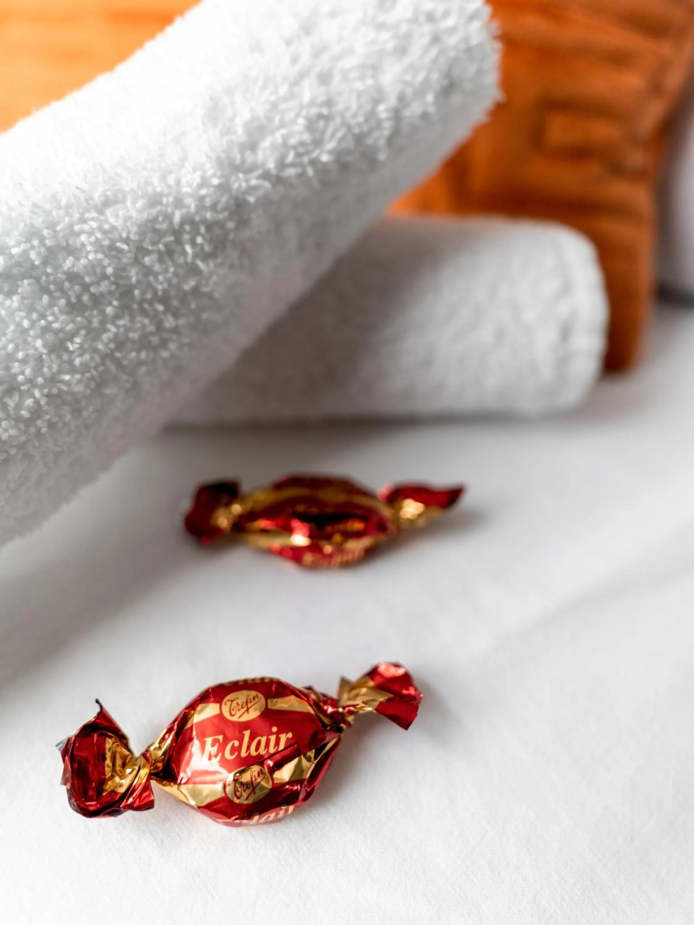 Decorative detail, Bed in Wolf Hotel Kitchen & Bar