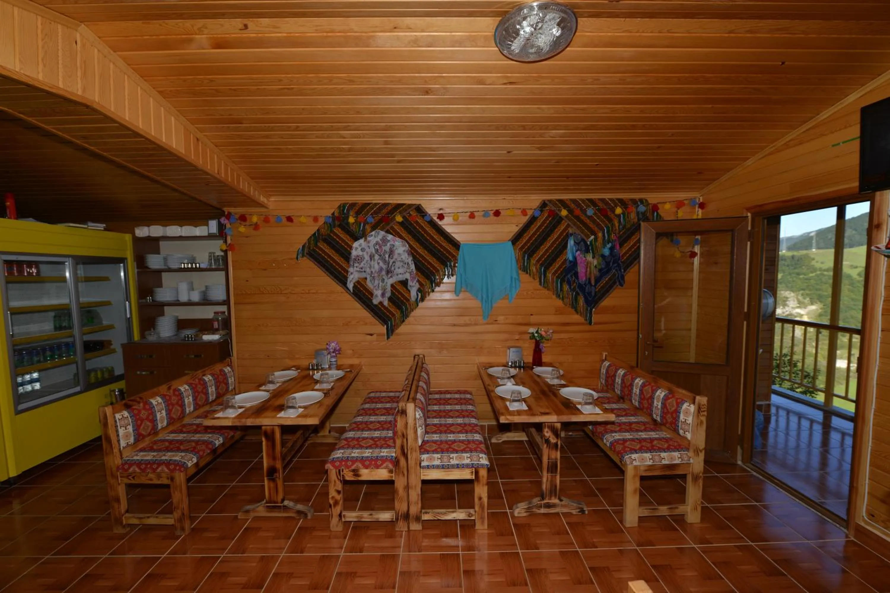 Restaurant/places to eat in Hamsiköy Seyirtepe Butik Otel