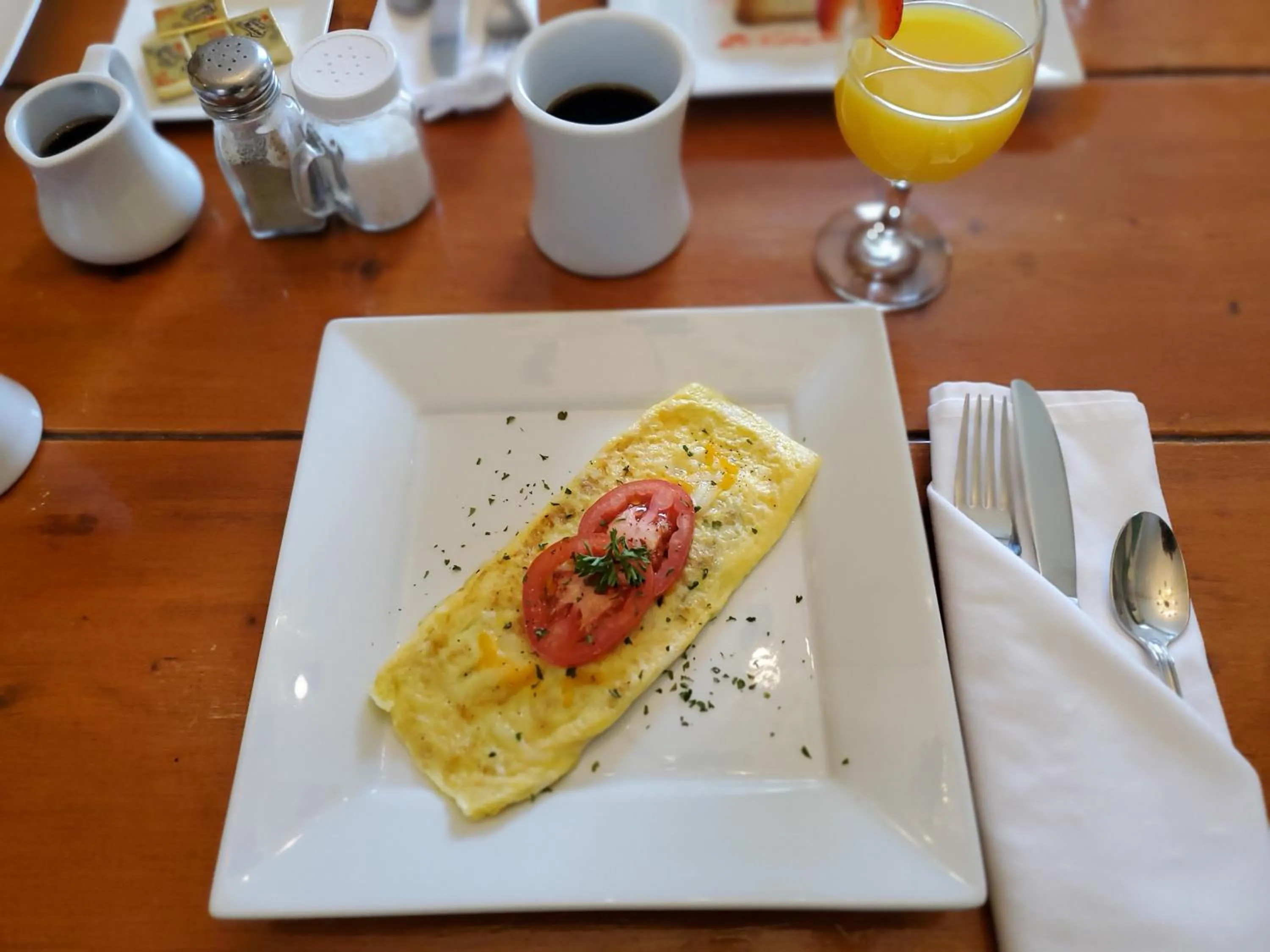 Breakfast in Admiral Farragut Inn