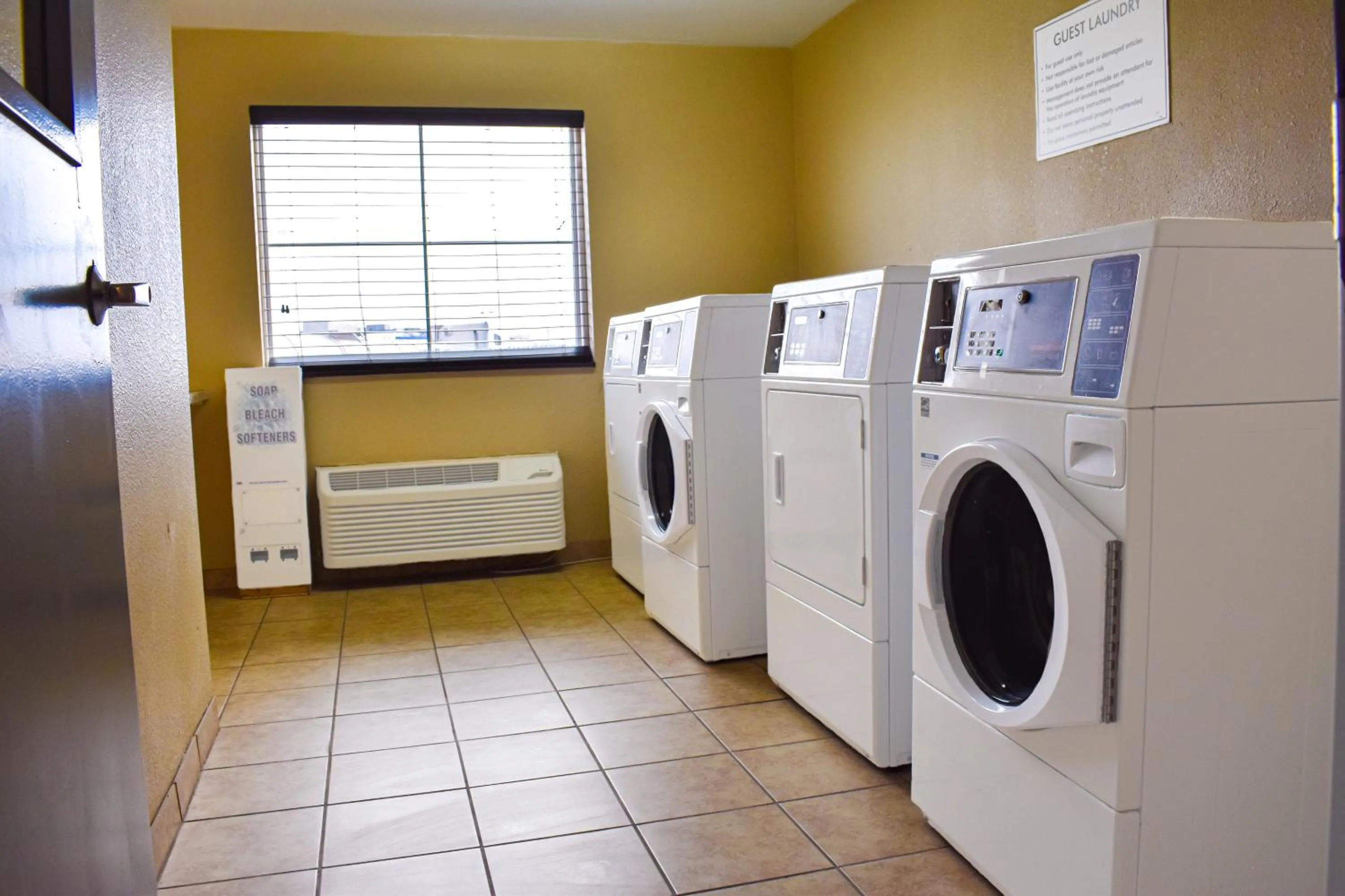 laundry in Baymont by Wyndham Midland Center