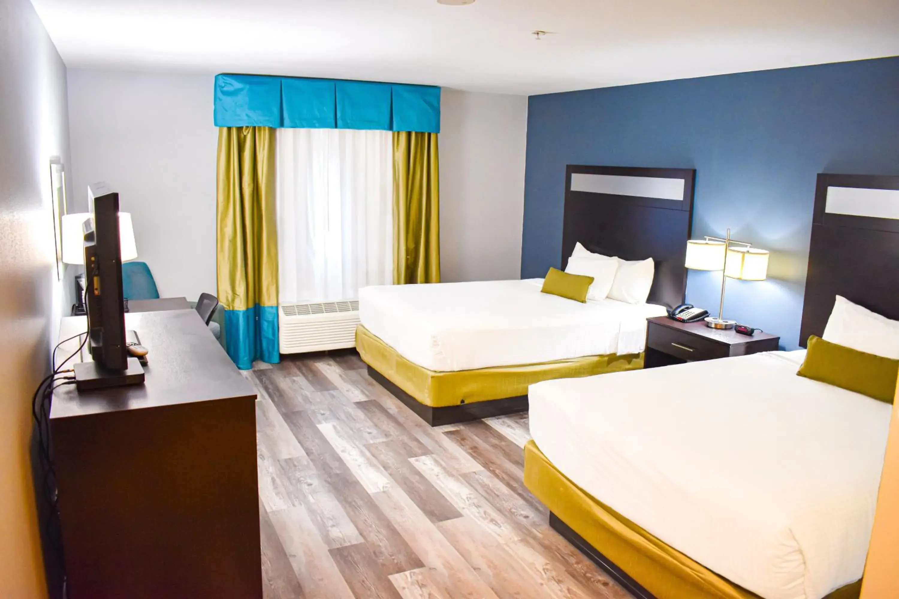 Bed in Baymont by Wyndham Midland Center Bed in Baymont by Wyndham Midland Center