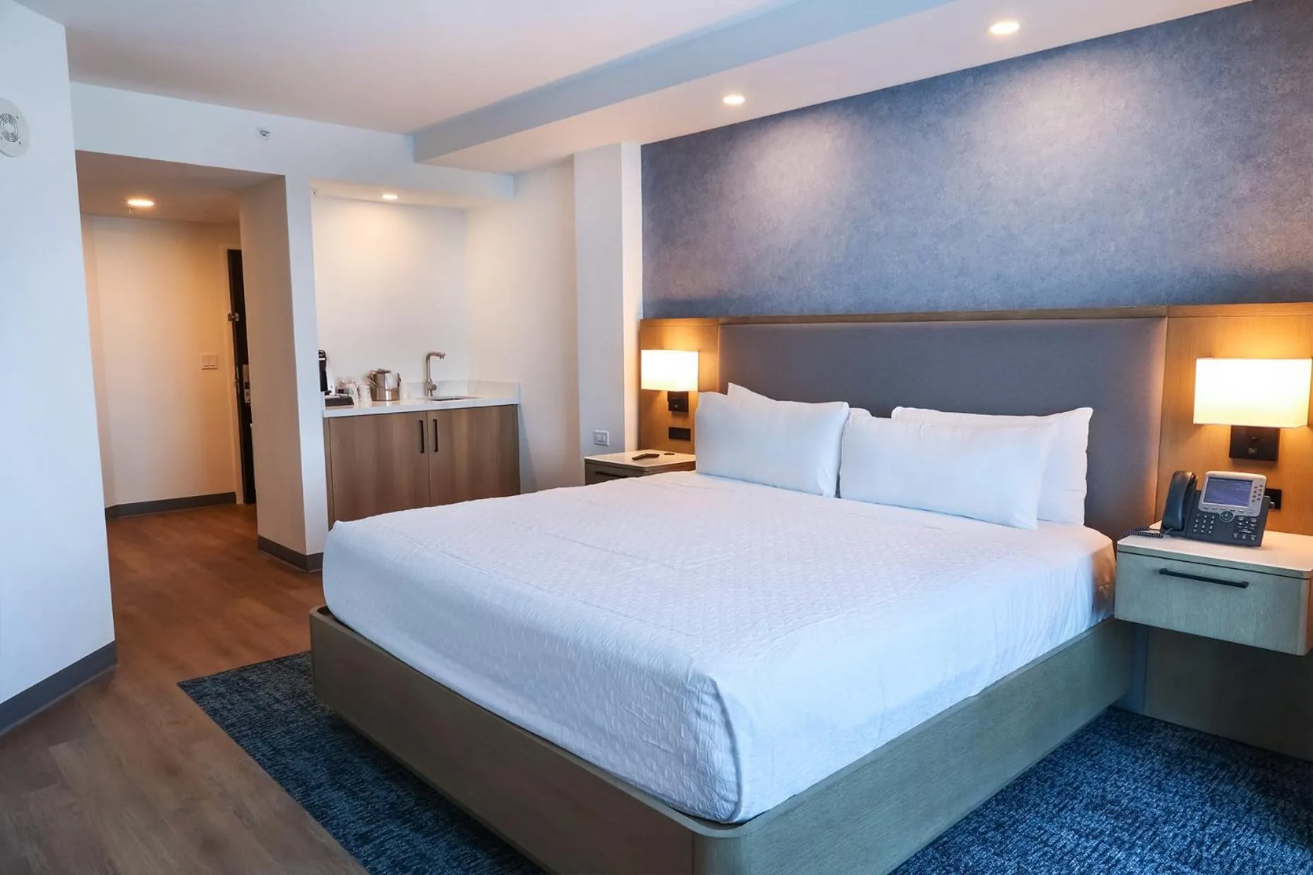 Bed in Miccosukee Casino & Resort