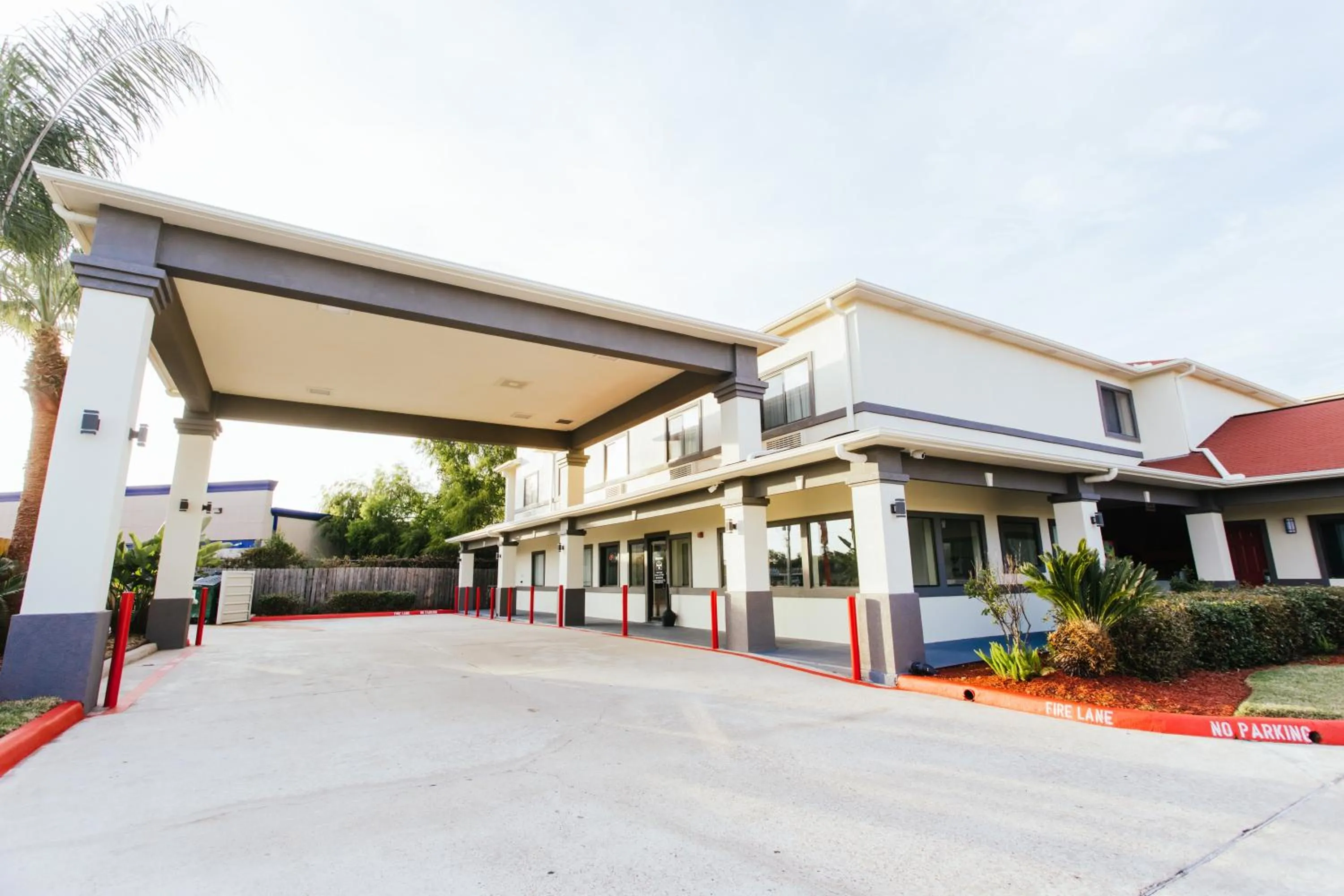 Palace Inn TX-249
