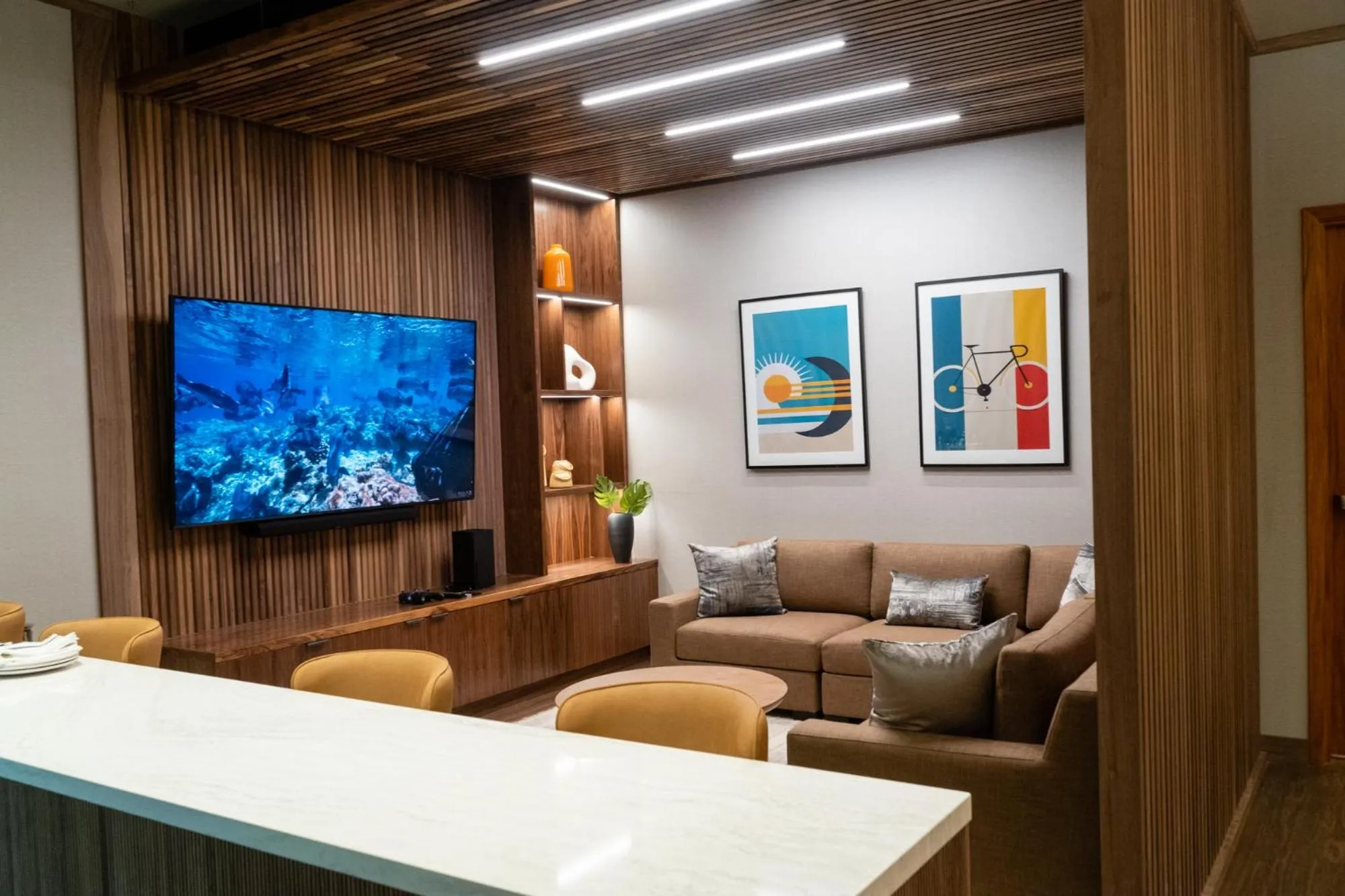 Game Room in Lotus Honolulu at Diamond Head