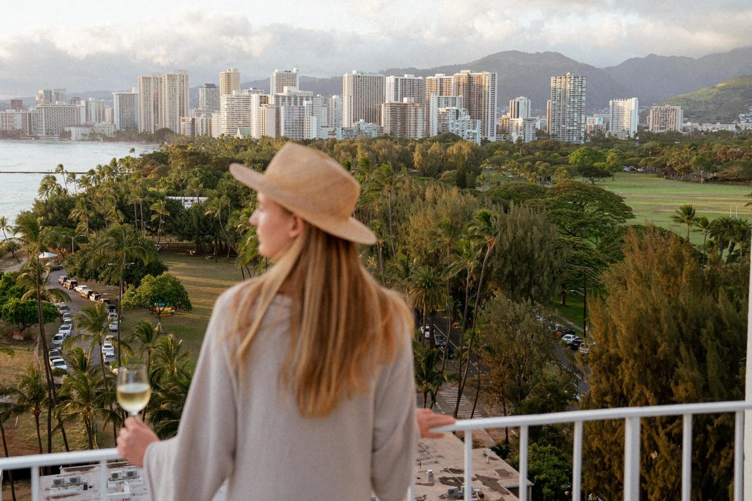 City view in Lotus Honolulu at Diamond Head