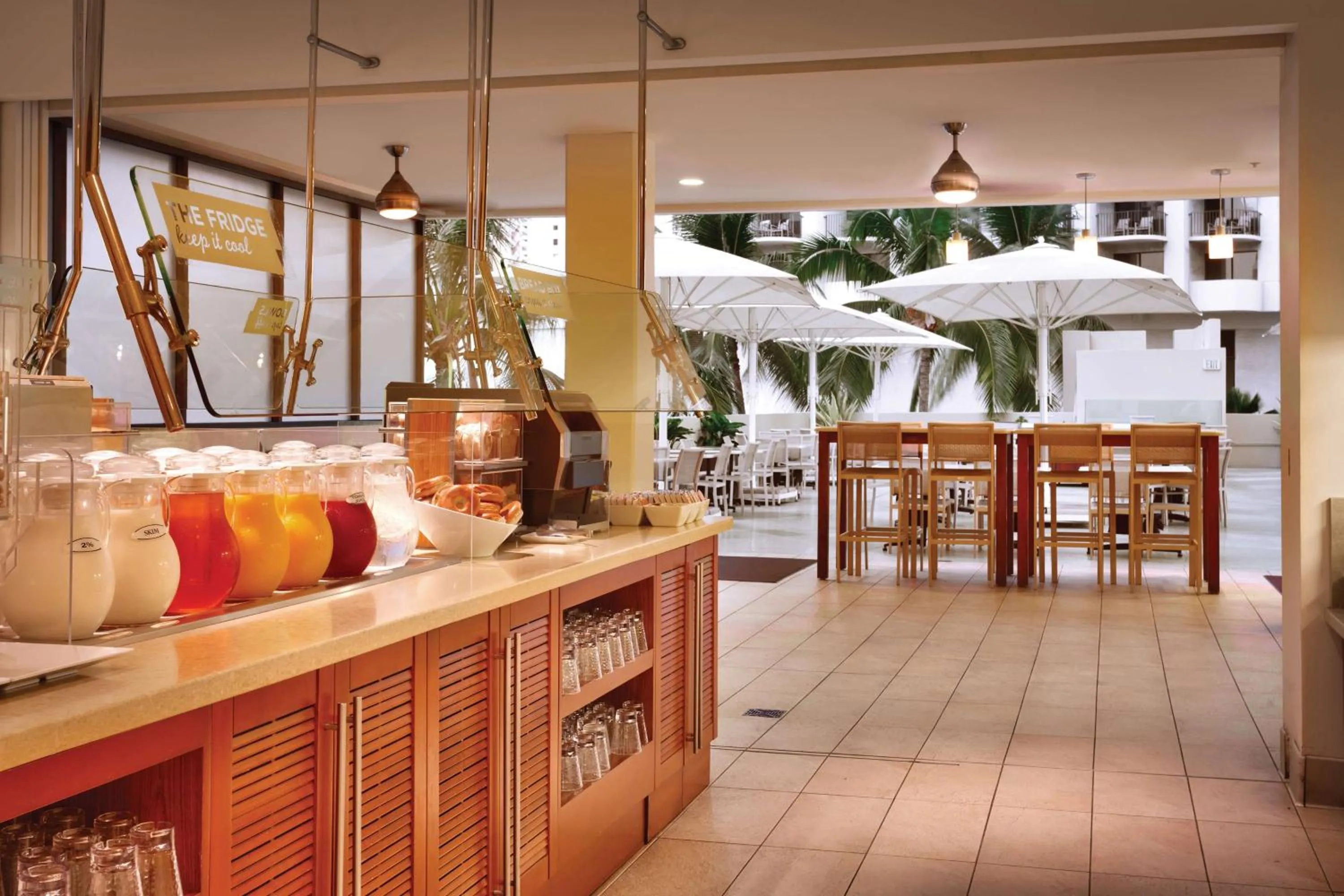 Restaurant/places to eat in Hyatt Place Waikiki Beach