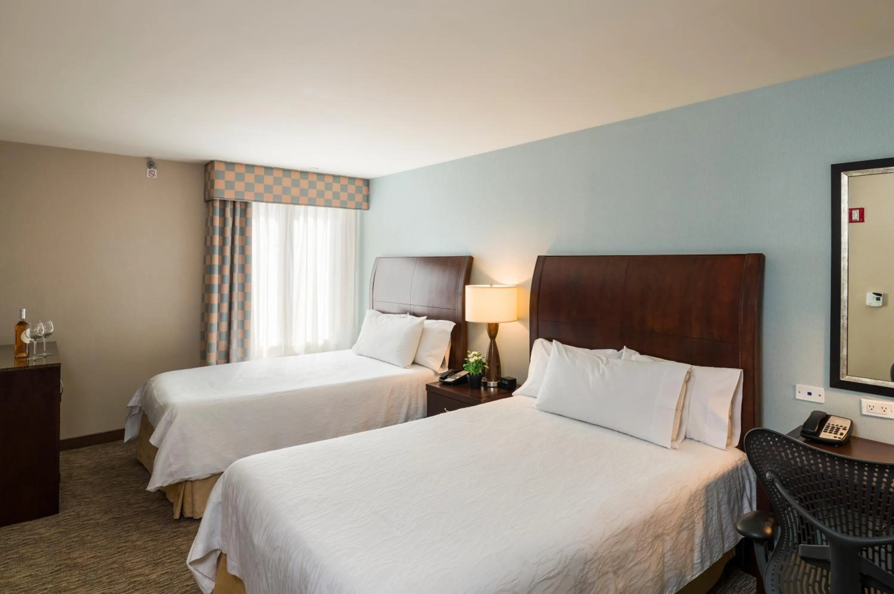 Guests, Bed in Hilton Garden Inn New York/Tribeca