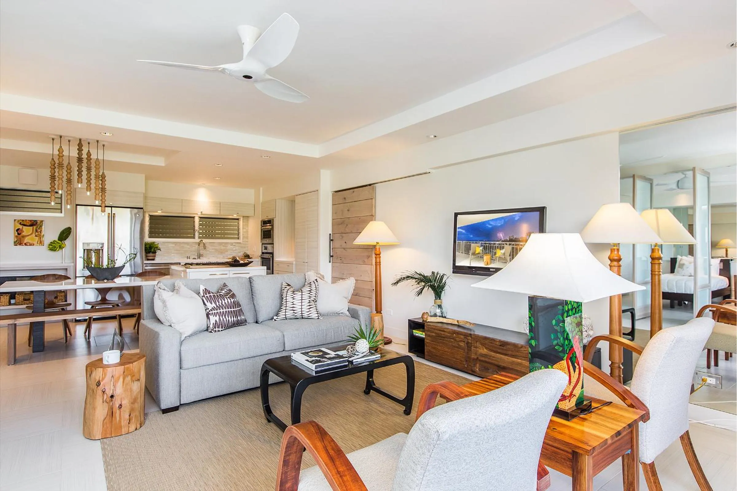 Living room in Castle Waikīkī Shore