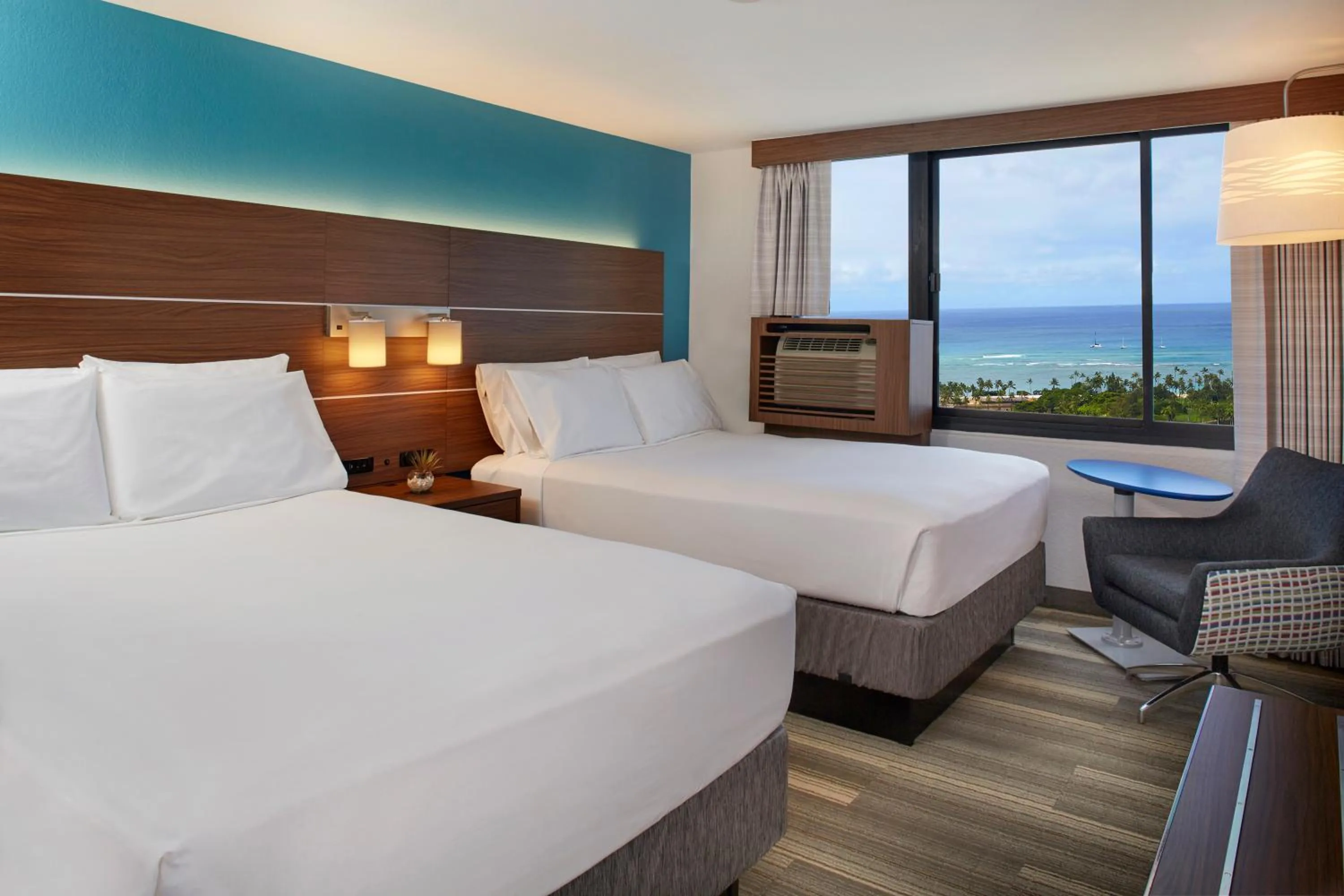 Guests, Bed in Holiday Inn Express Waikiki by IHG
