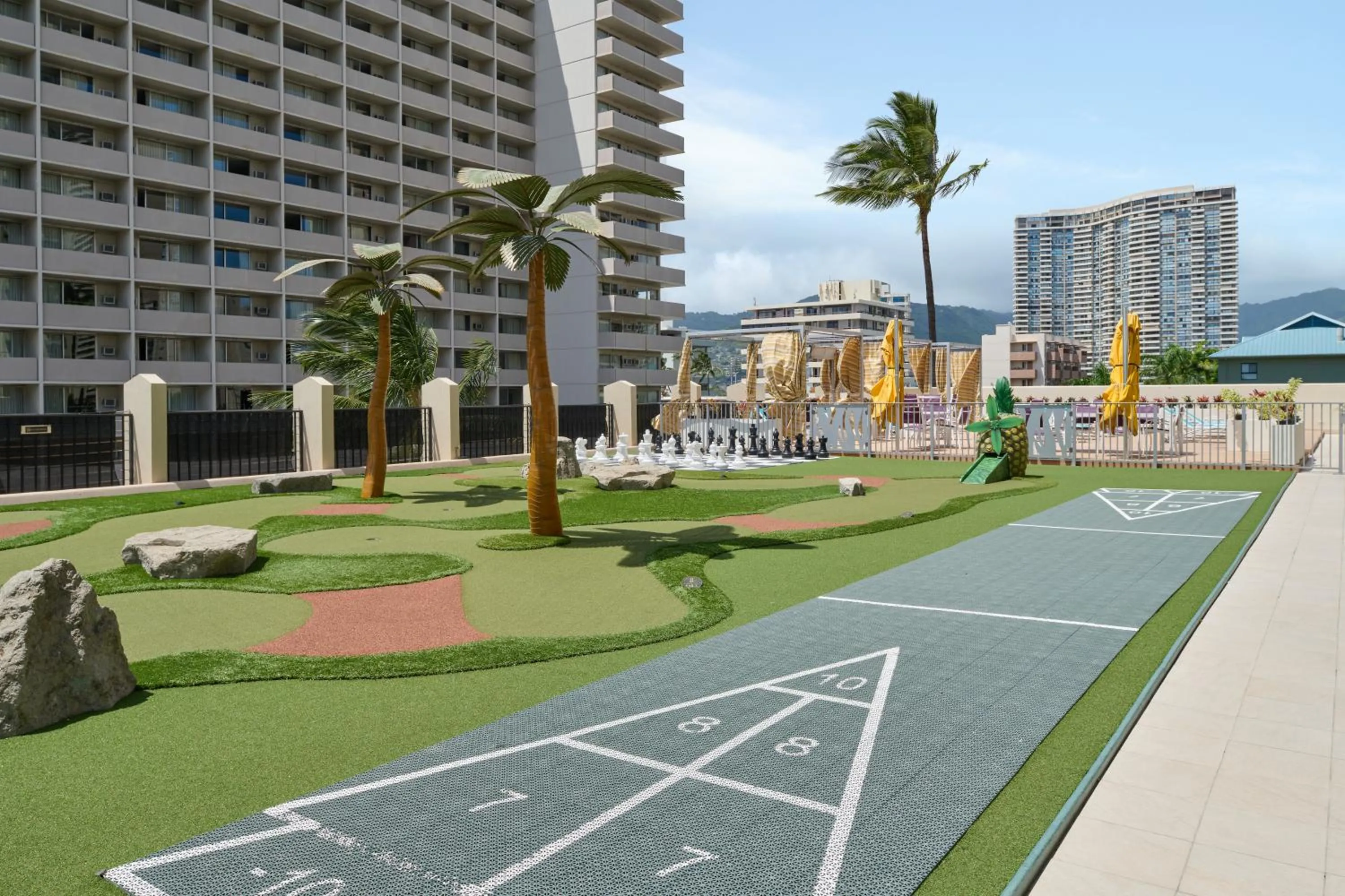 Game Room in Holiday Inn Express Waikiki by IHG