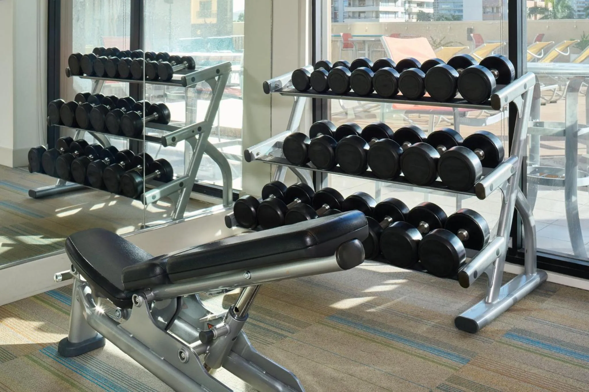 Fitness centre/facilities in Holiday Inn Express Waikiki by IHG