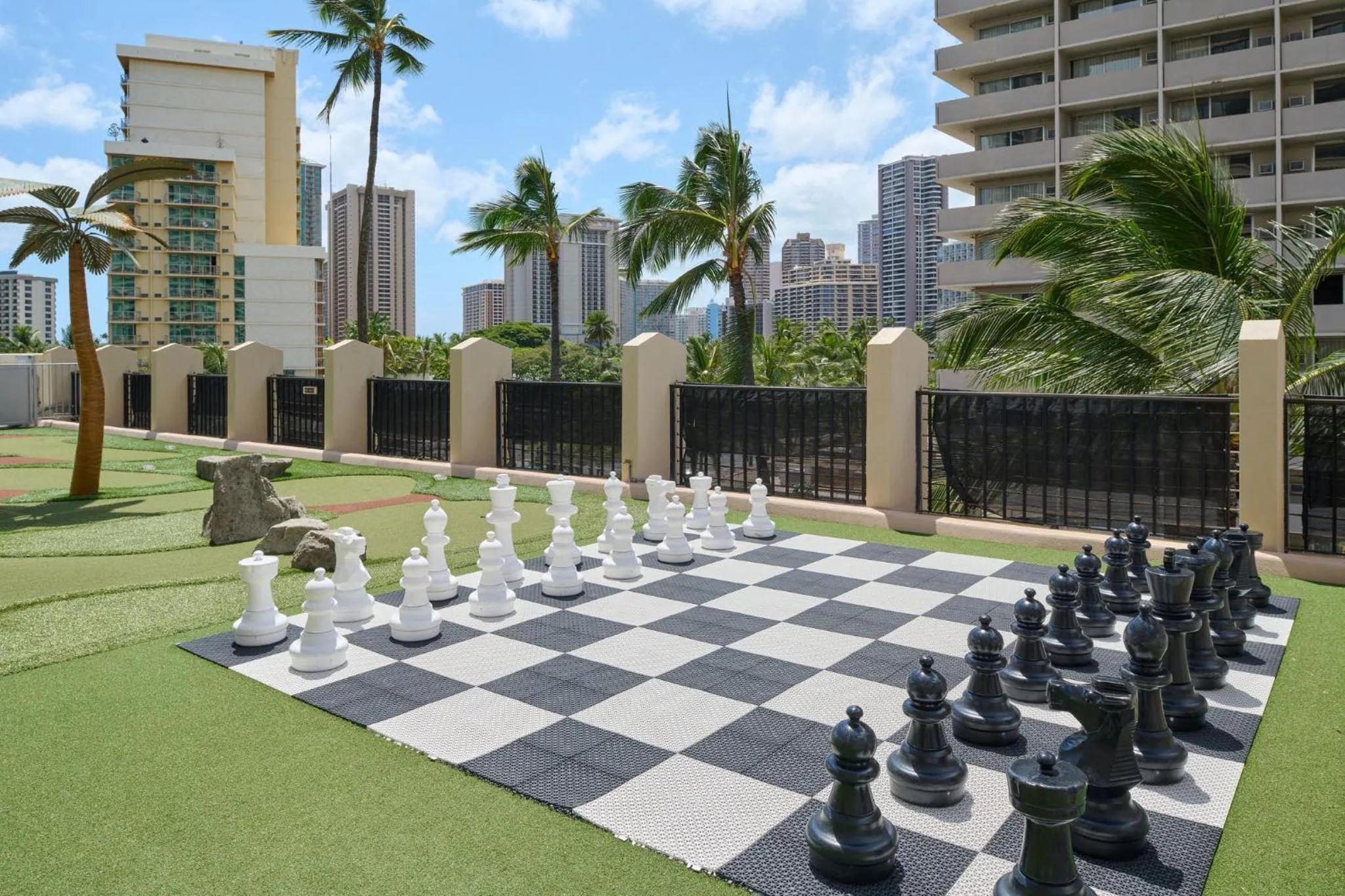 Fitness centre/facilities in Holiday Inn Express Waikiki by IHG