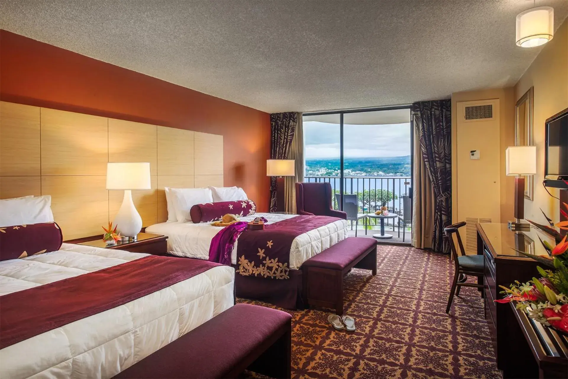 Premium Oceanfront in Hilo Hawaiian Hotel, Trademark Collection by Wyndham Premium Oceanfront in Hilo Hawaiian Hotel, Trademark Collection by Wyndham