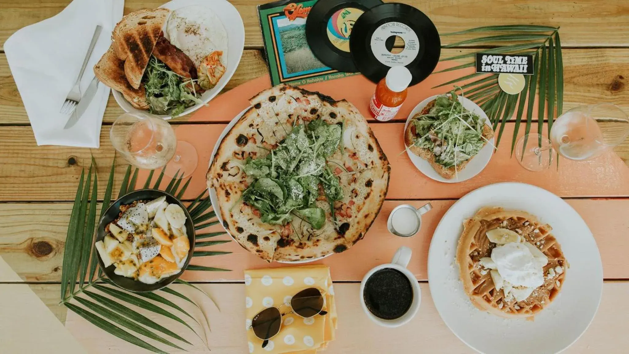 Food and drinks in The Surfjack Hotel & Swim Club Food and drinks in The Surfjack Hotel & Swim Club