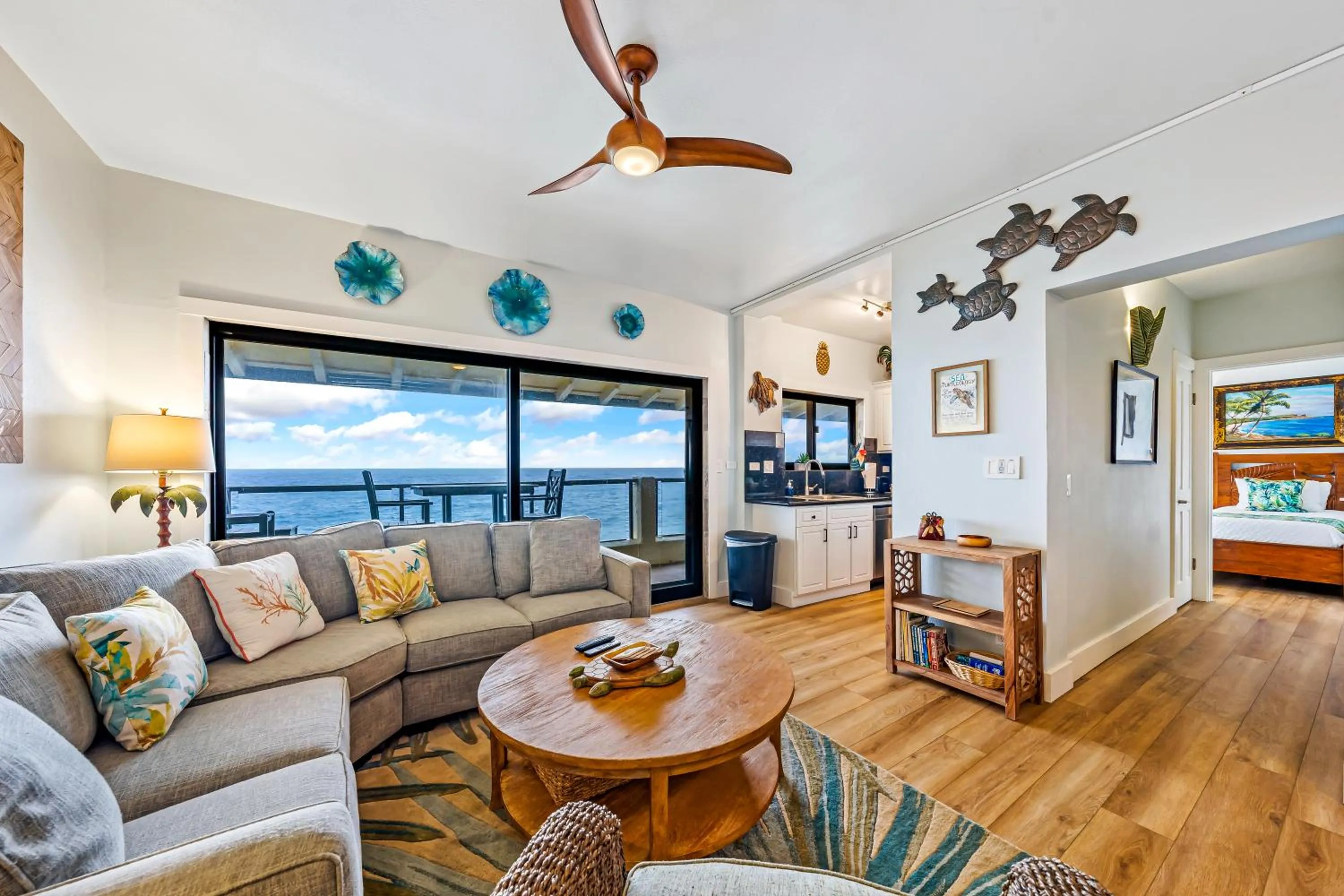 Living room in Castle Po'ipū Shores