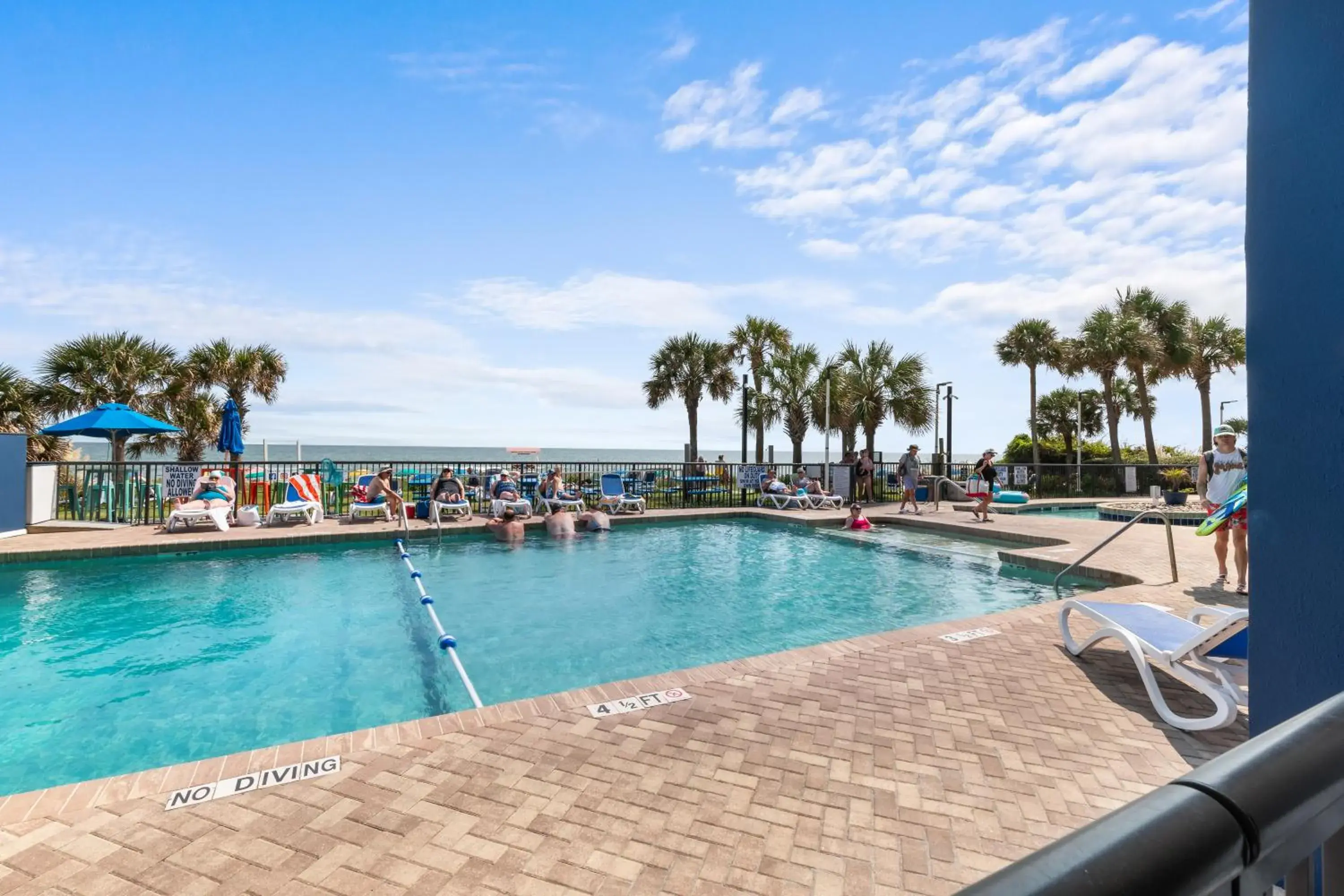 Pool view in Grande Shores Pool view in Grande Shores