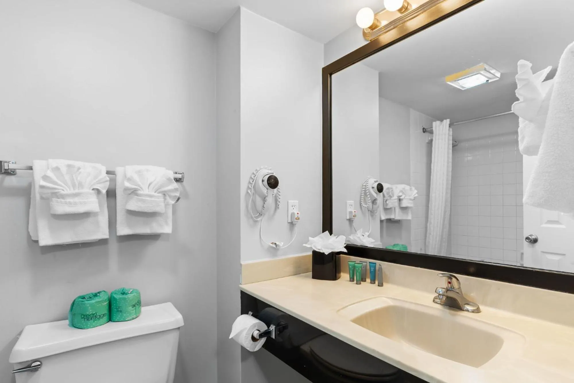 Bathroom in Grande Shores