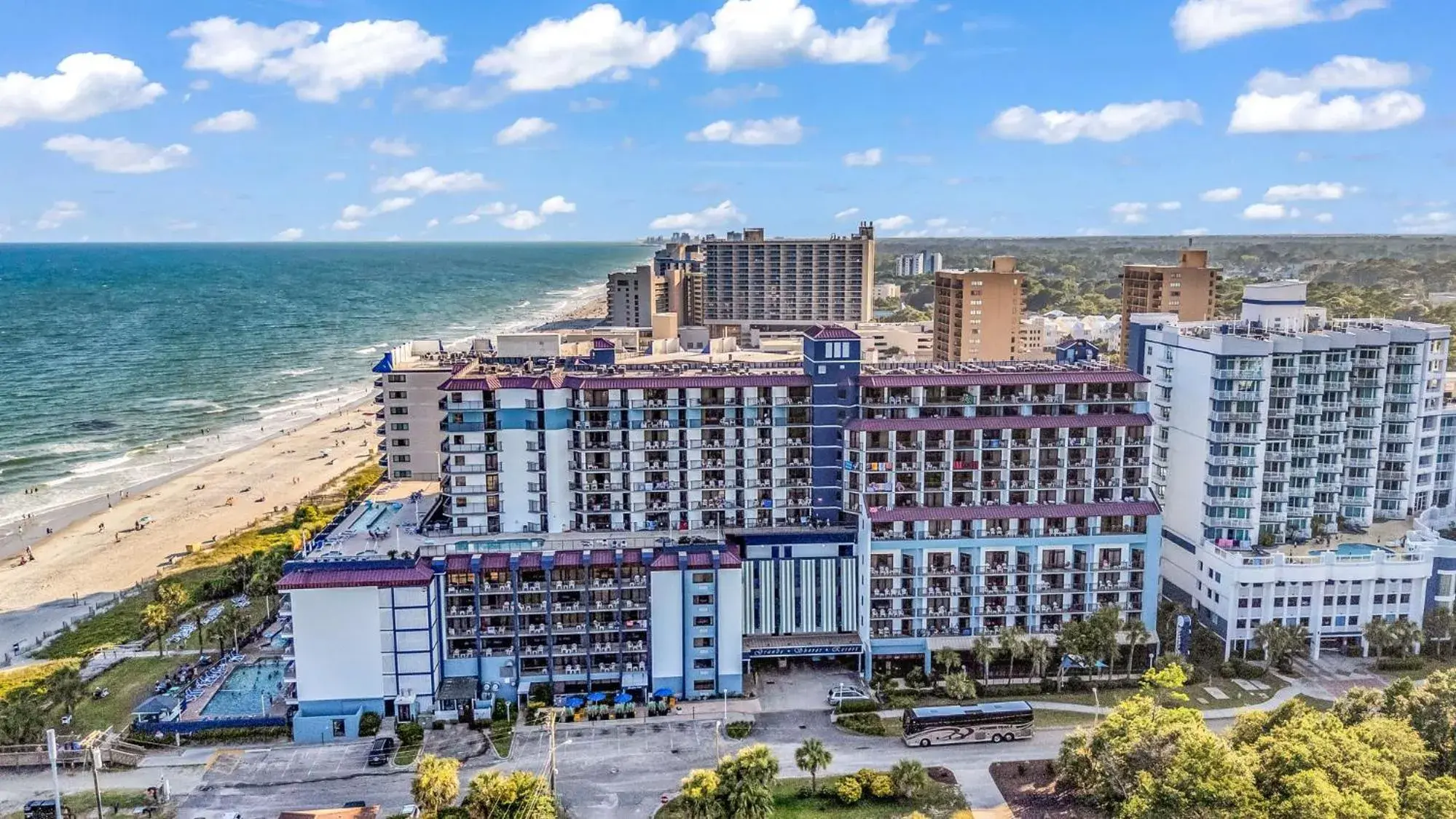 Property building in Grande Shores Property building in Grande Shores