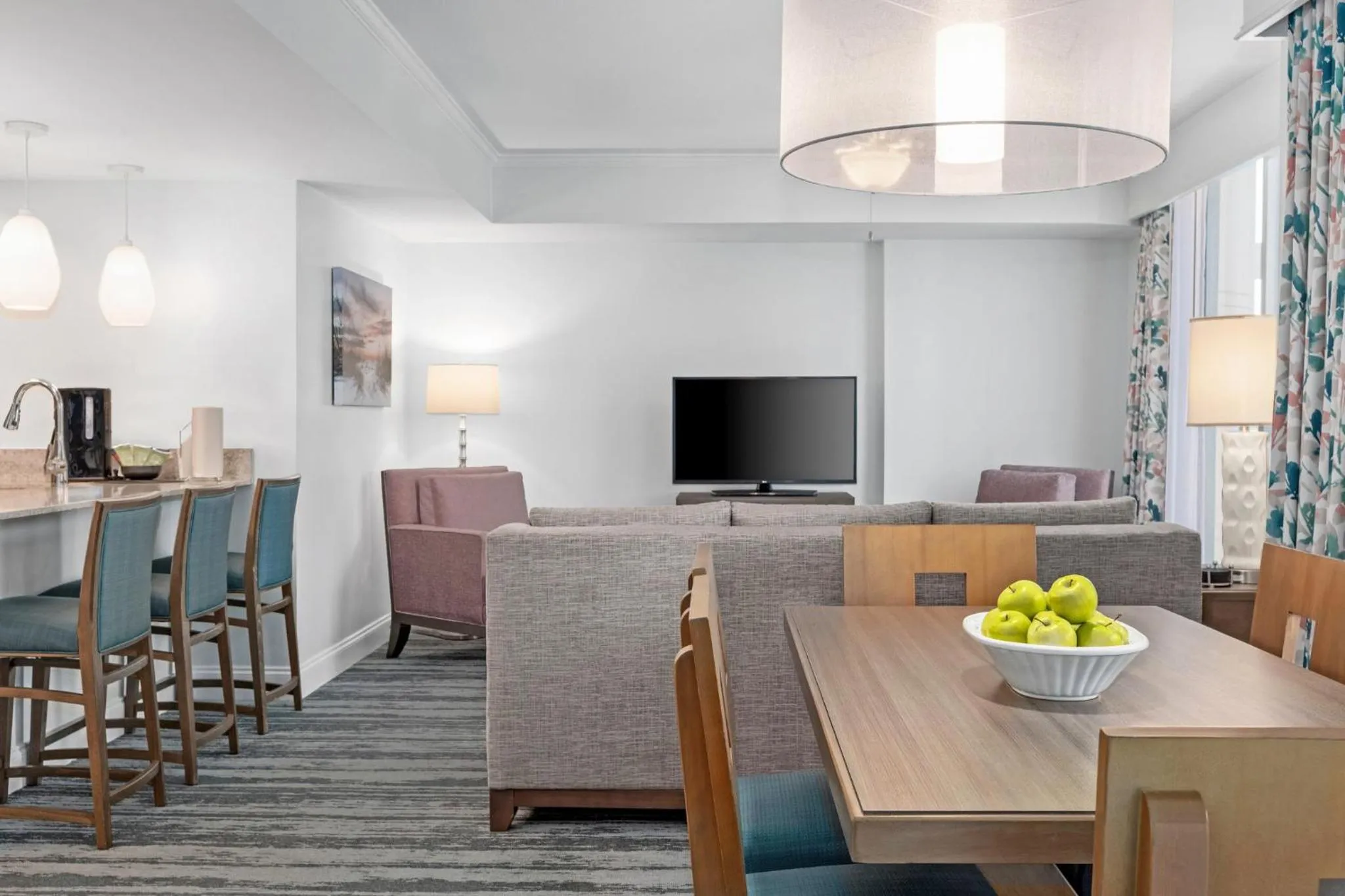 Restaurant/places to eat in Club Wyndham Towers on the Grove