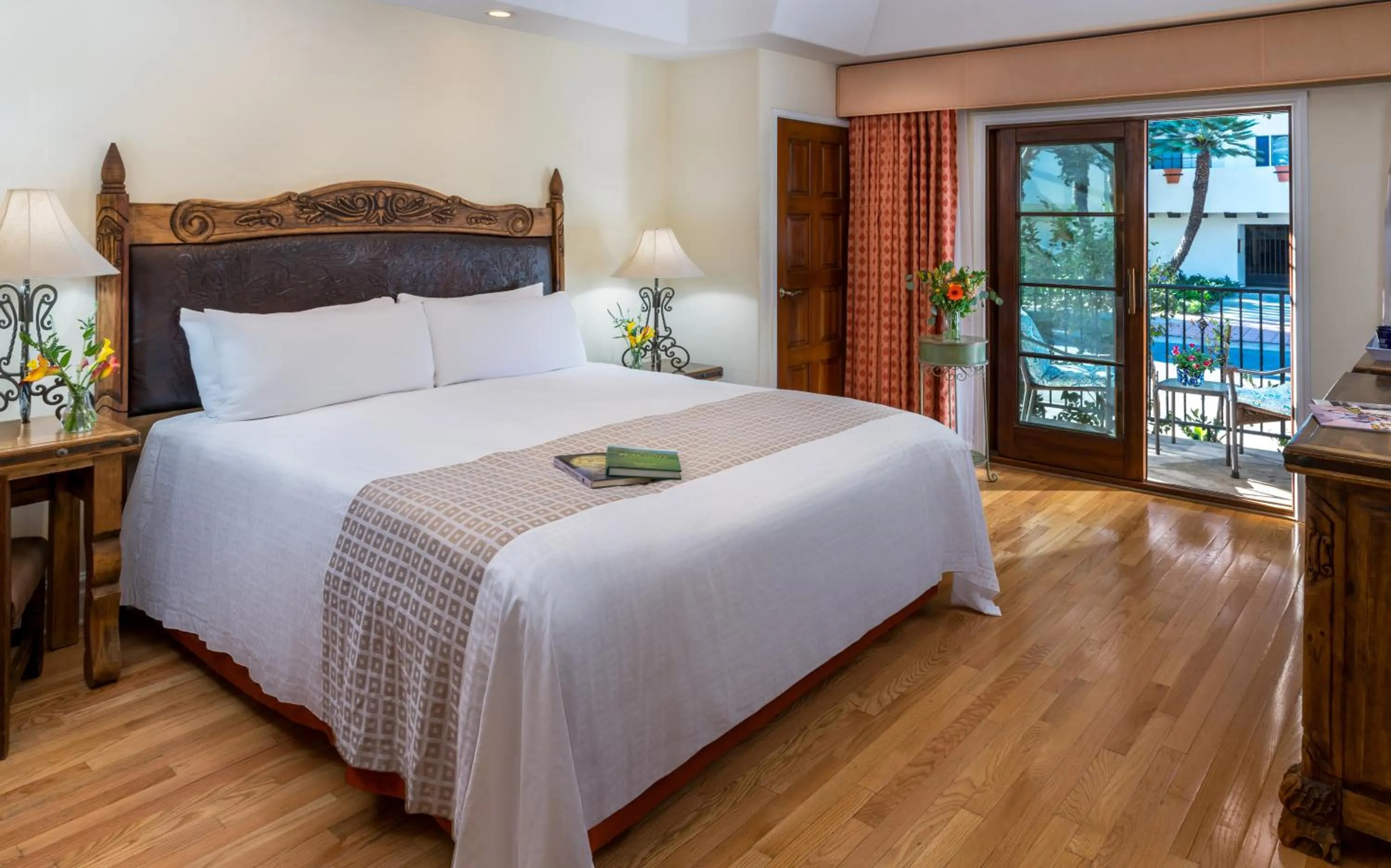 Bed in The Eagle Inn