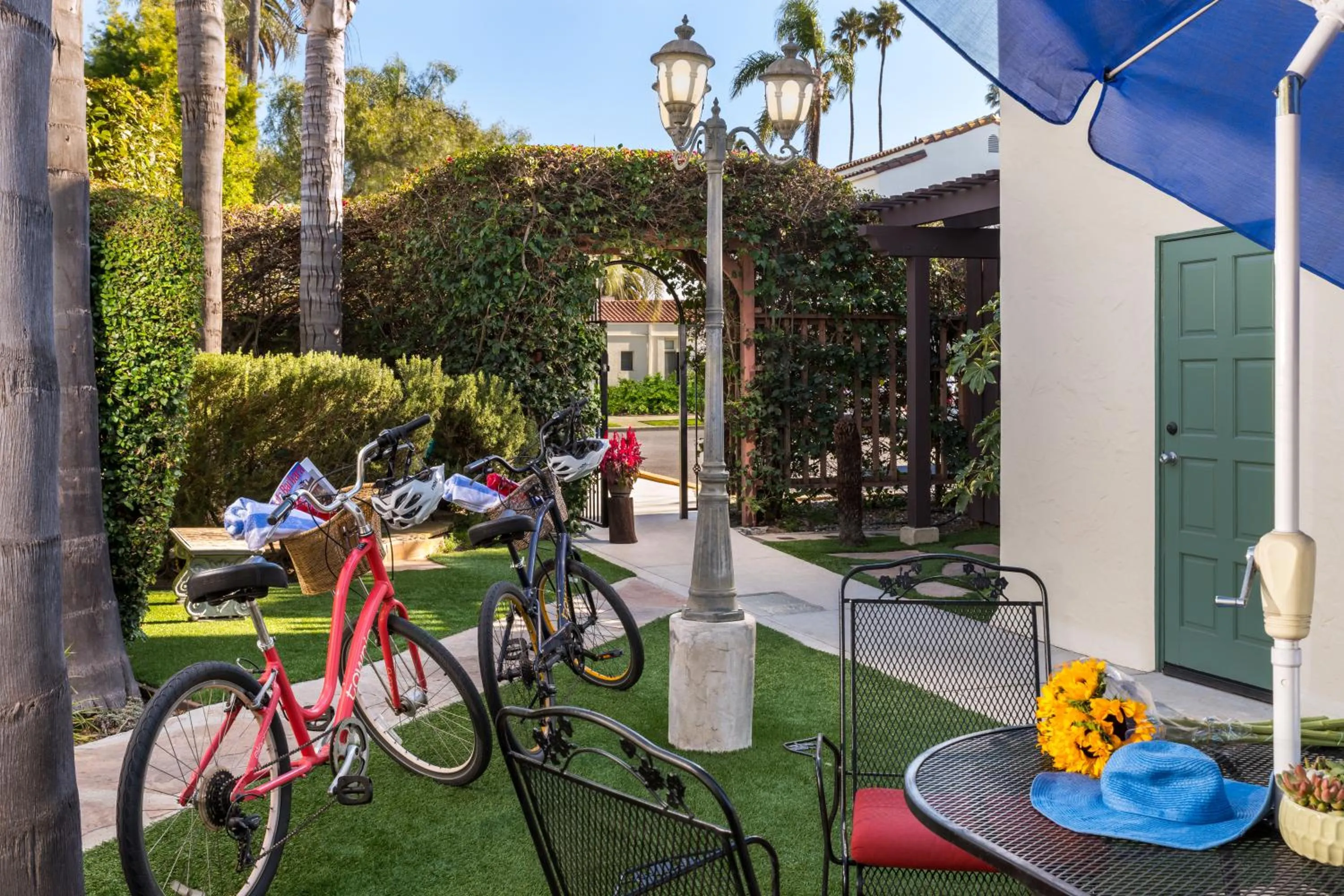 Patio in The Eagle Inn