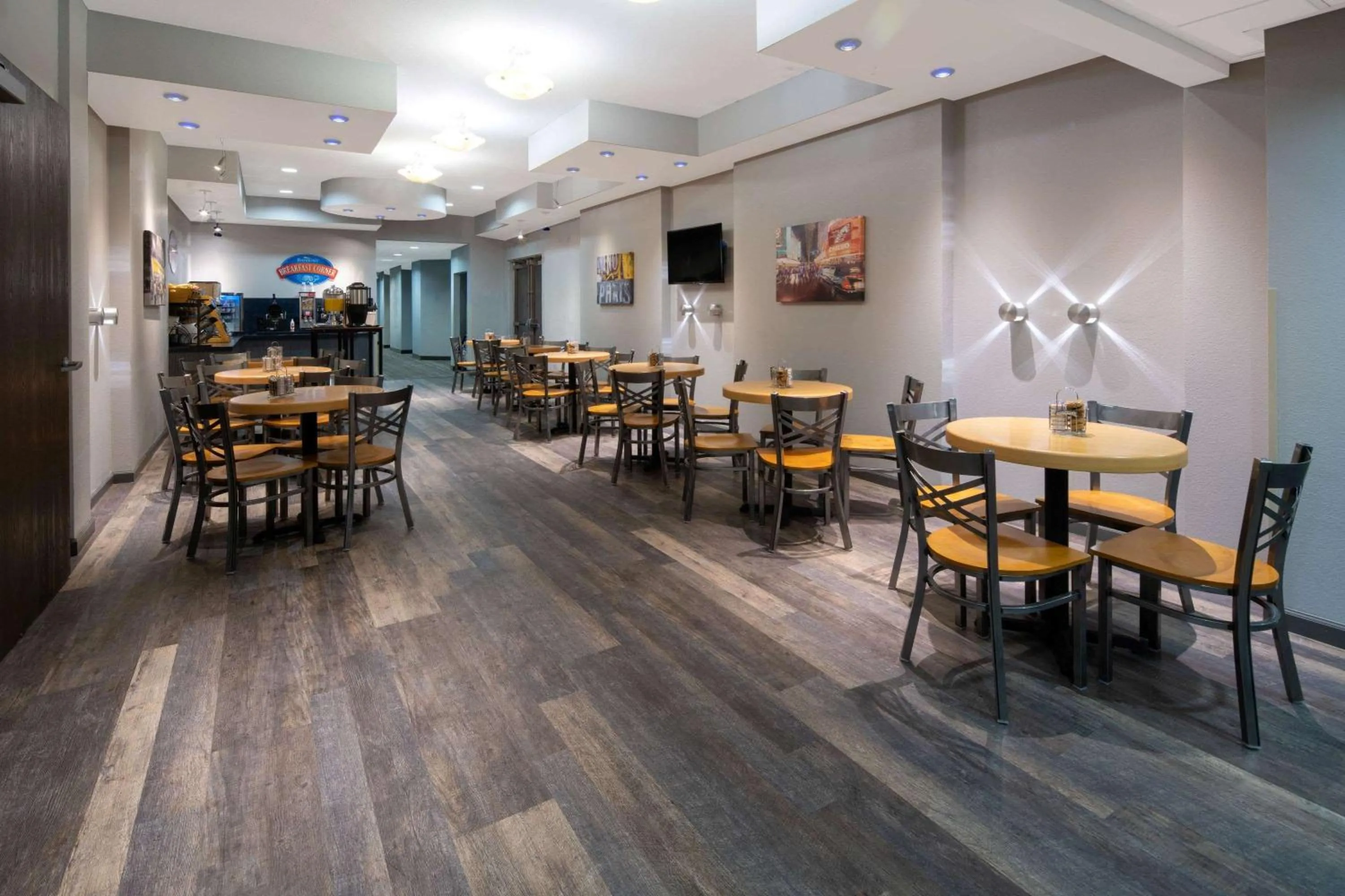 Restaurant/places to eat in Baymont by Wyndham Las Vegas South Strip