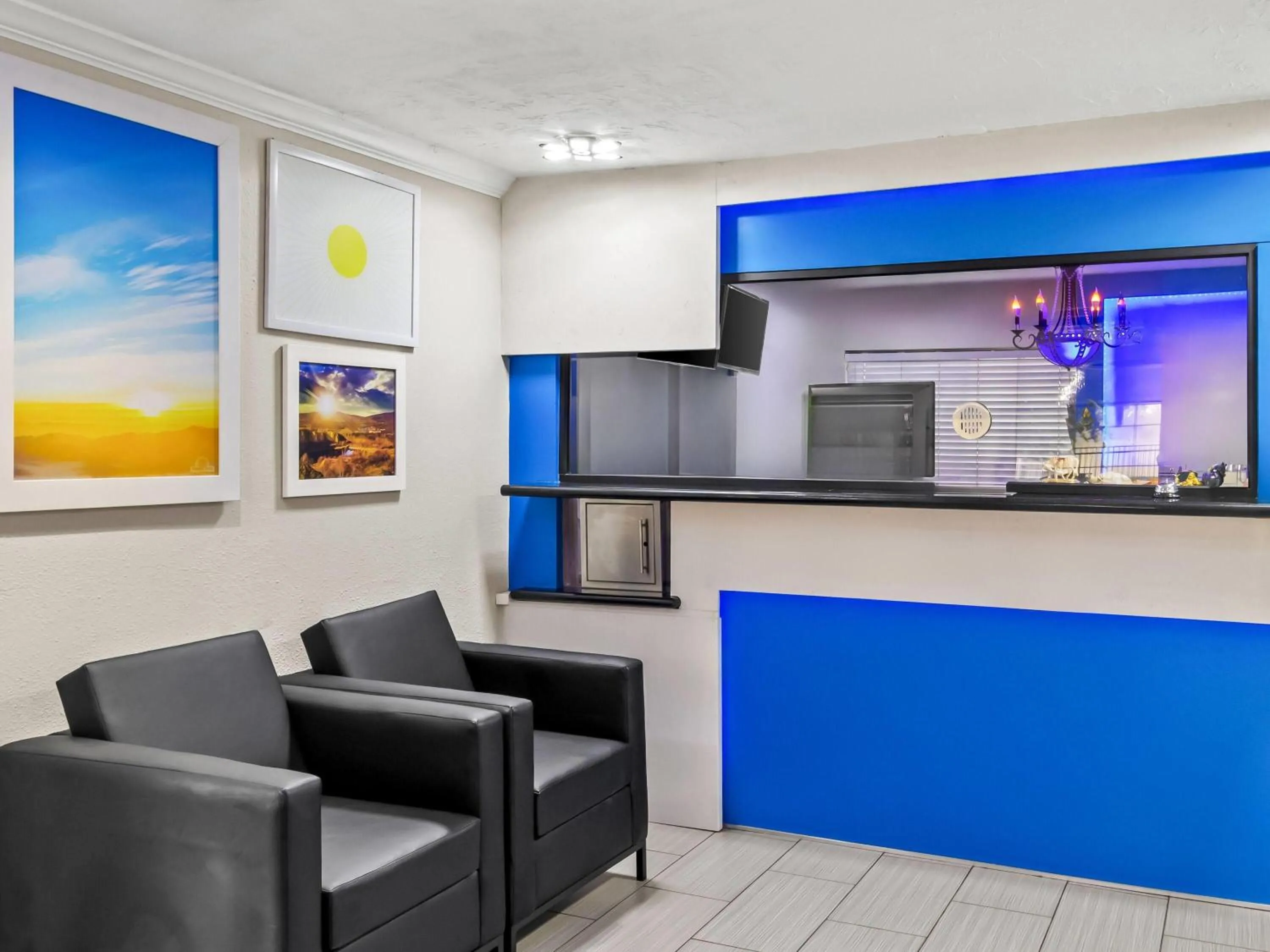Lobby or reception in Days Inn by Wyndham Houston East