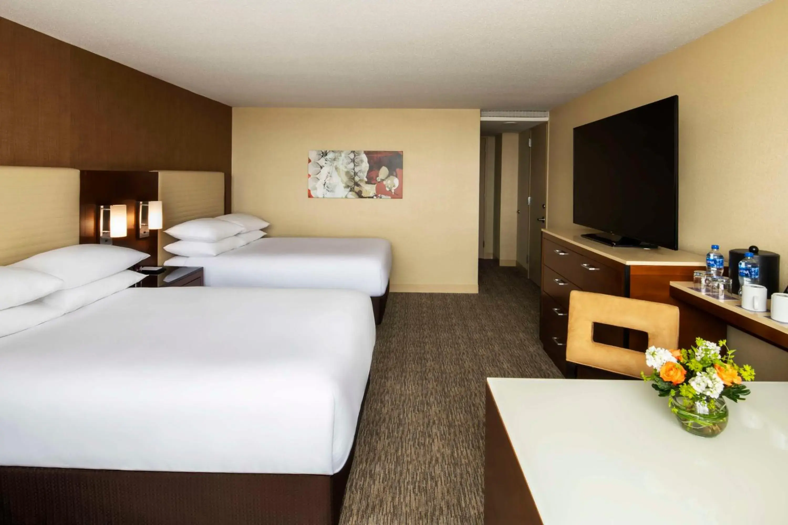 Bedroom, Bed in Hyatt Regency O'Hare Chicago Bedroom, Bed in Hyatt Regency O'Hare Chicago