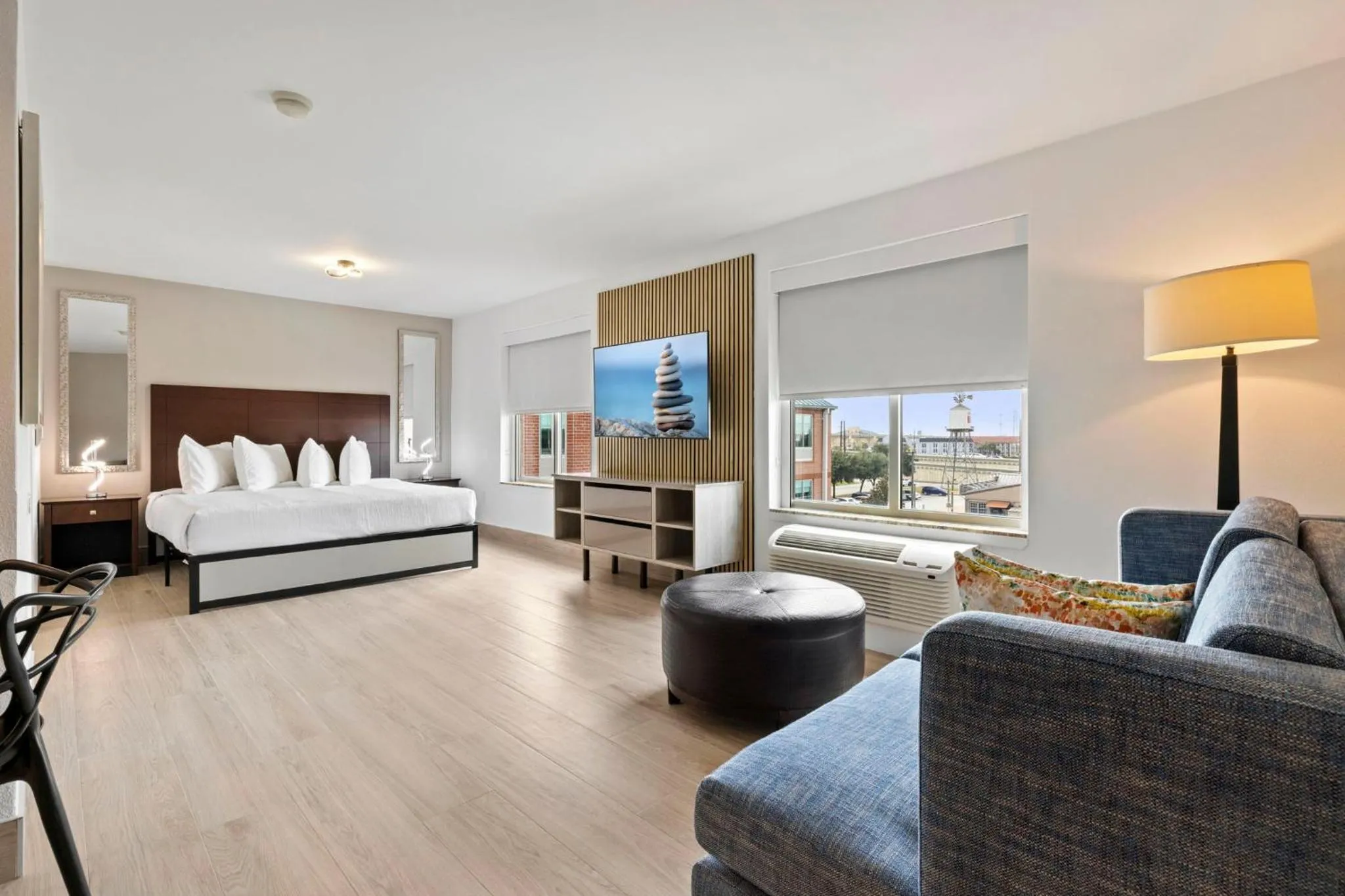 Bed in Kompose Boutique Hotel Houston Cy-Fair