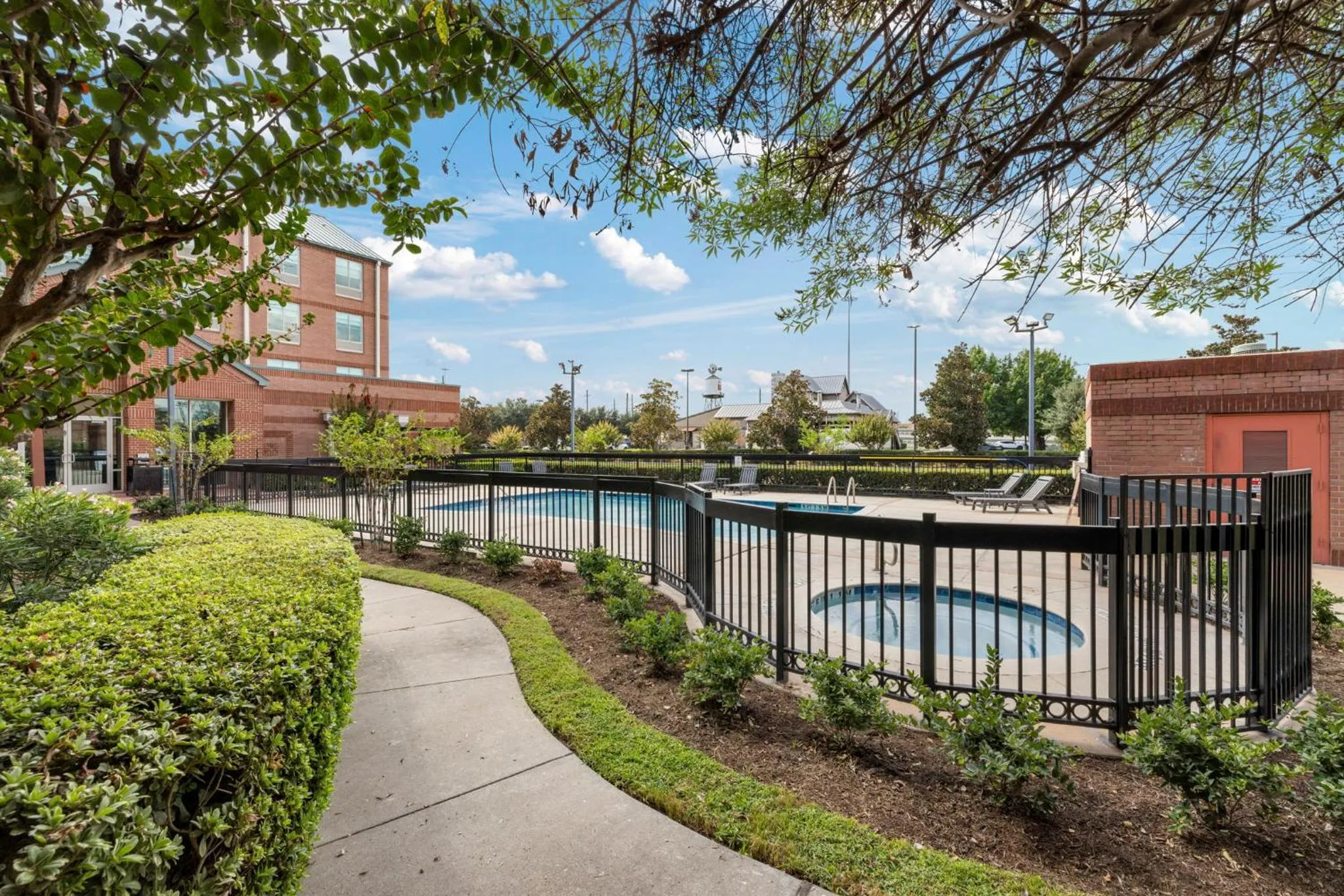 Swimming pool in Kompose Boutique Hotel Houston Cy-Fair