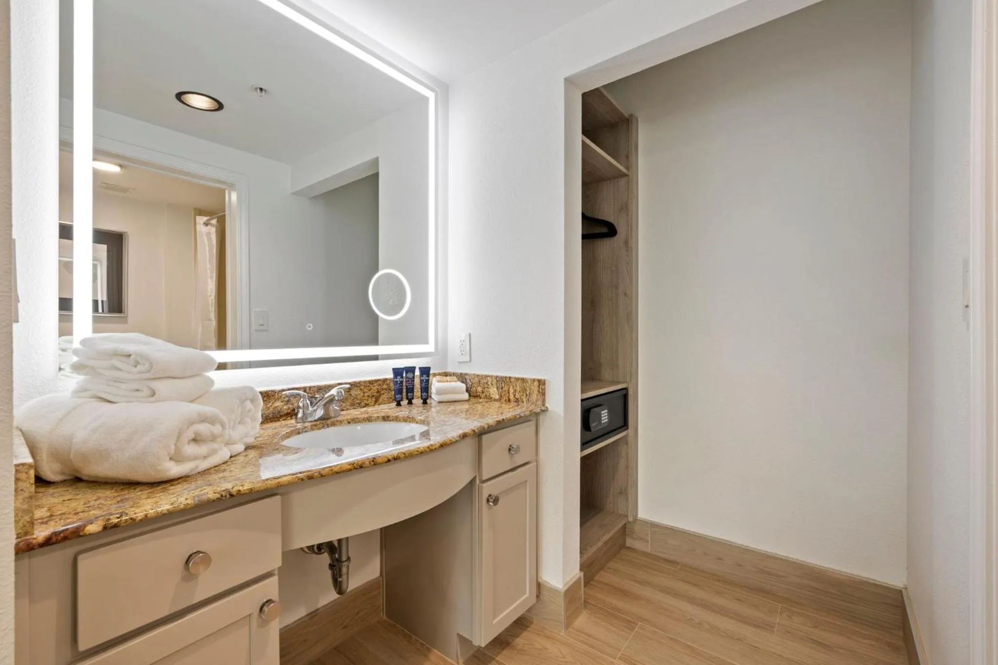 Kompose Boutique Hotel Houston Cy-Fair