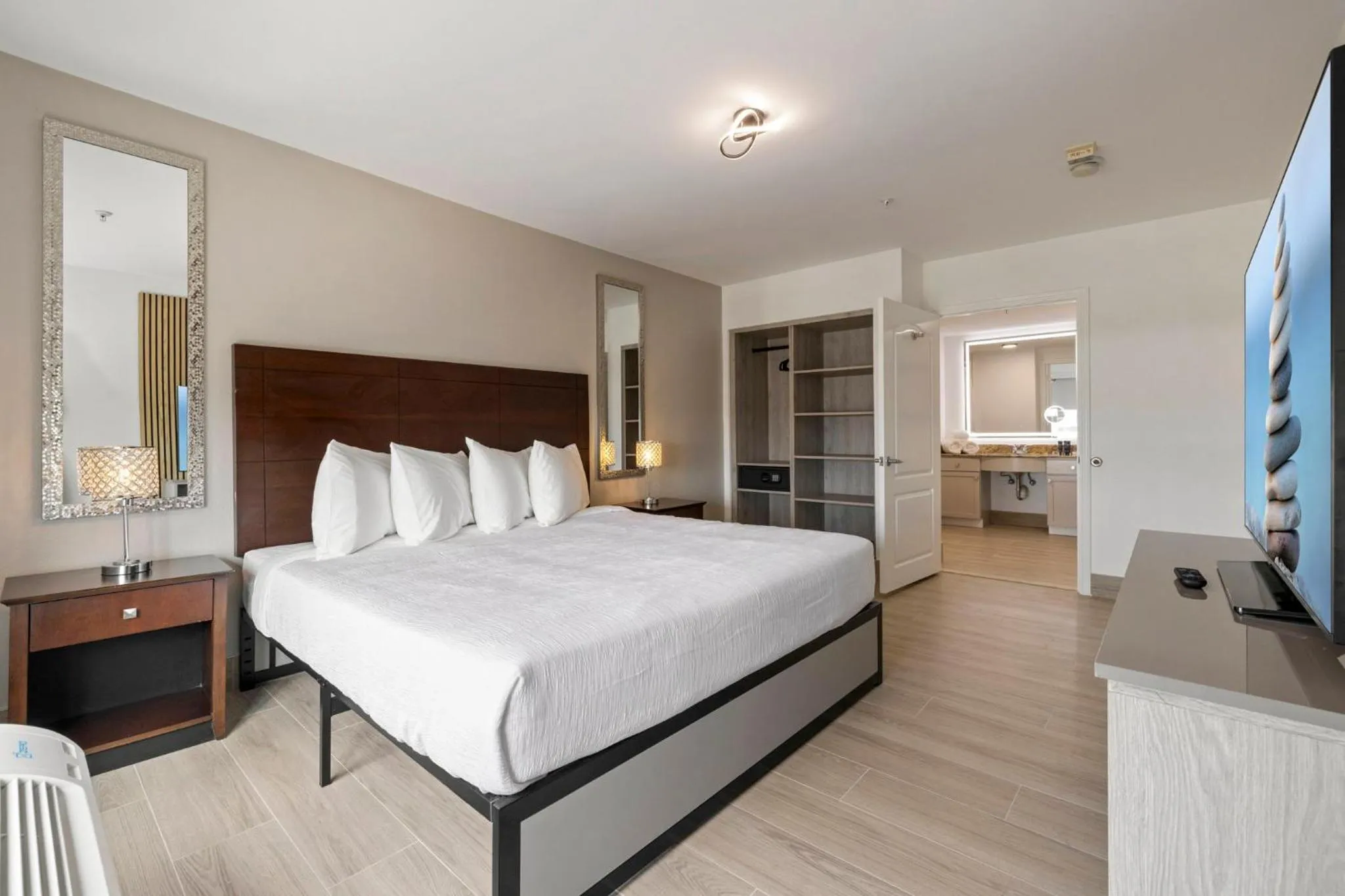 Bed in Kompose Boutique Hotel Houston Cy-Fair