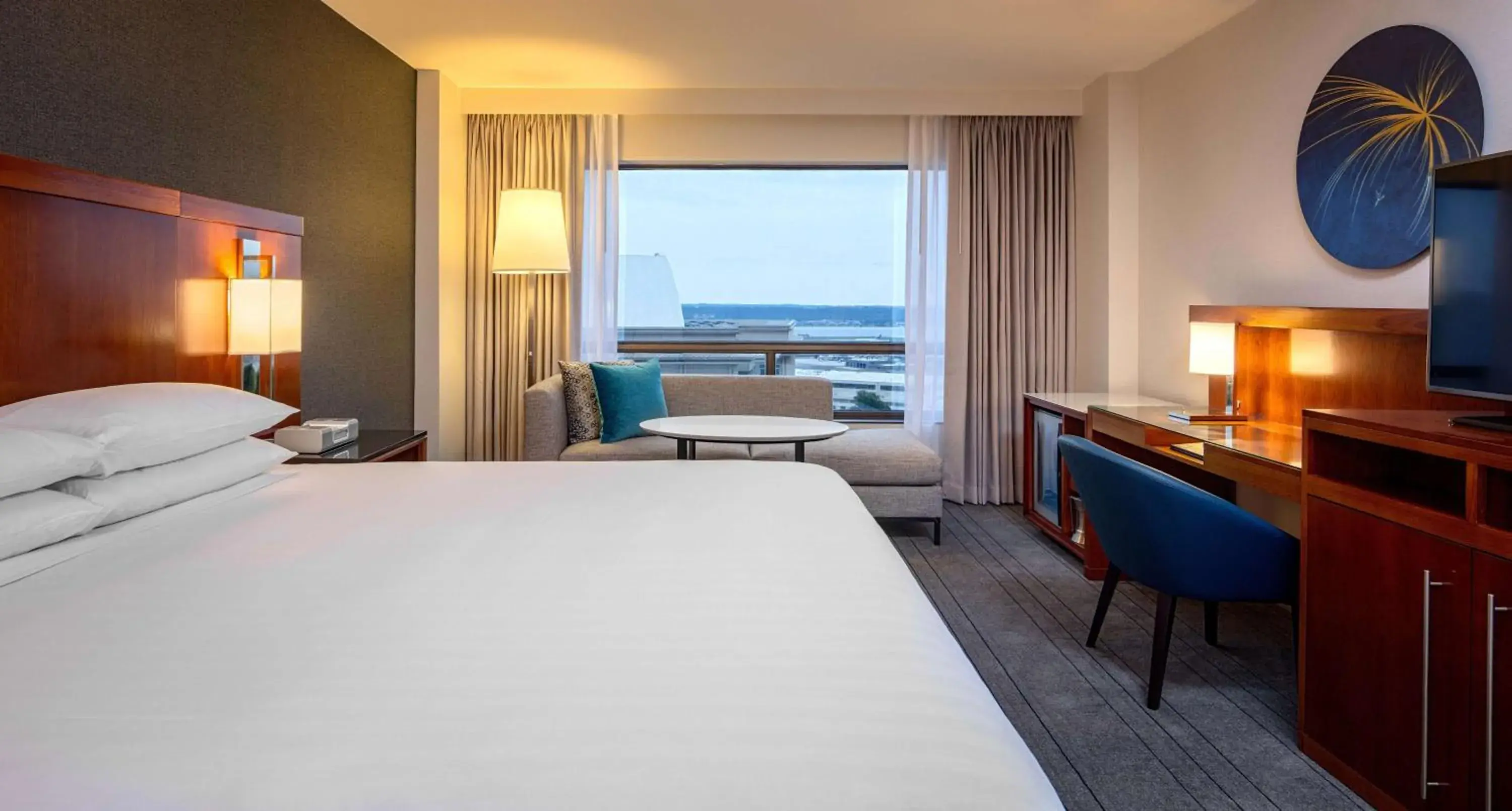 Bedroom, Bed in Hyatt Regency Crystal City at Reagan National Airport Bedroom, Bed in Hyatt Regency Crystal City at Reagan National Airport