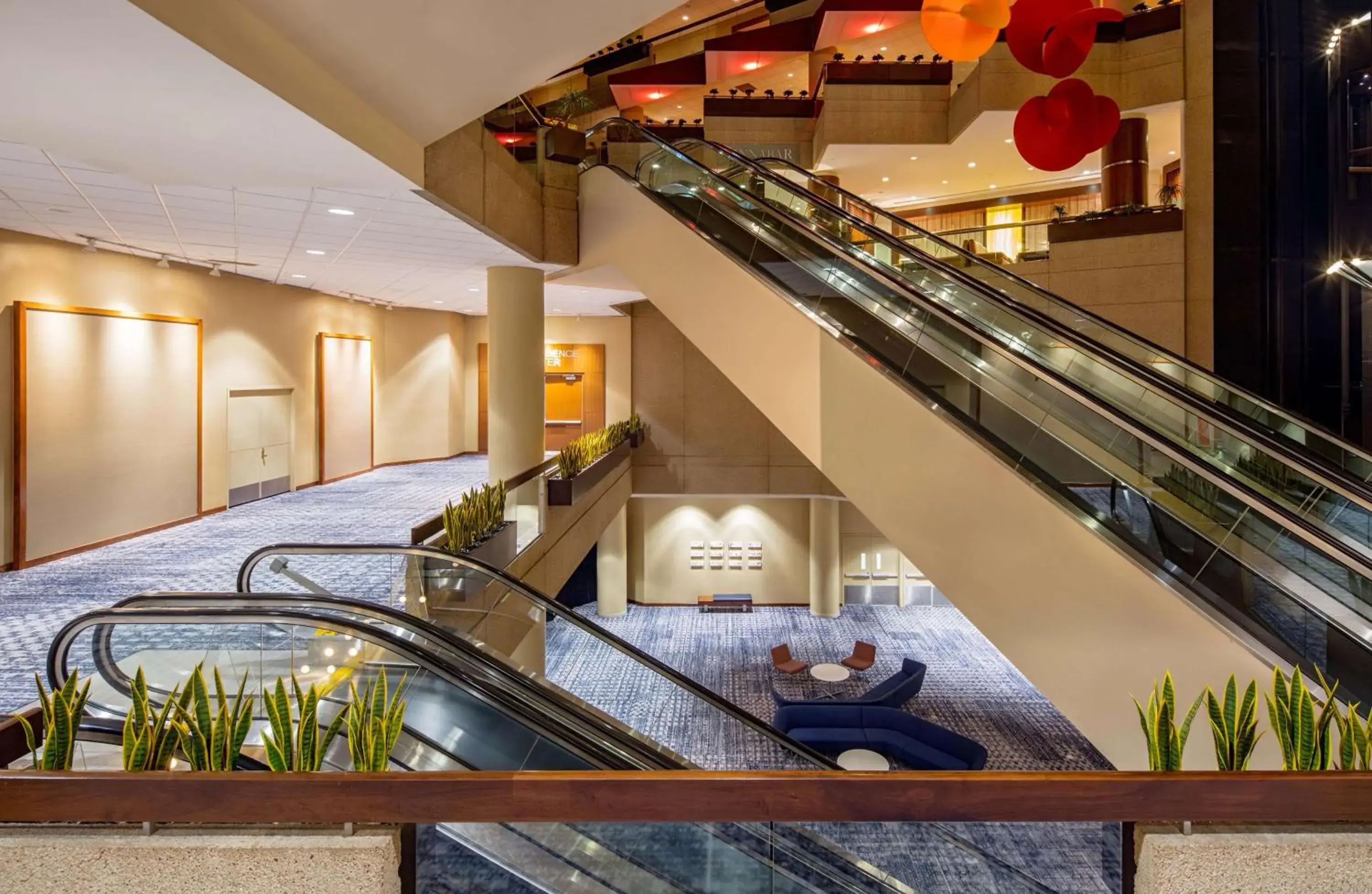 Lobby or reception in Hyatt Regency Crystal City at Reagan National Airport Lobby or reception in Hyatt Regency Crystal City at Reagan National Airport