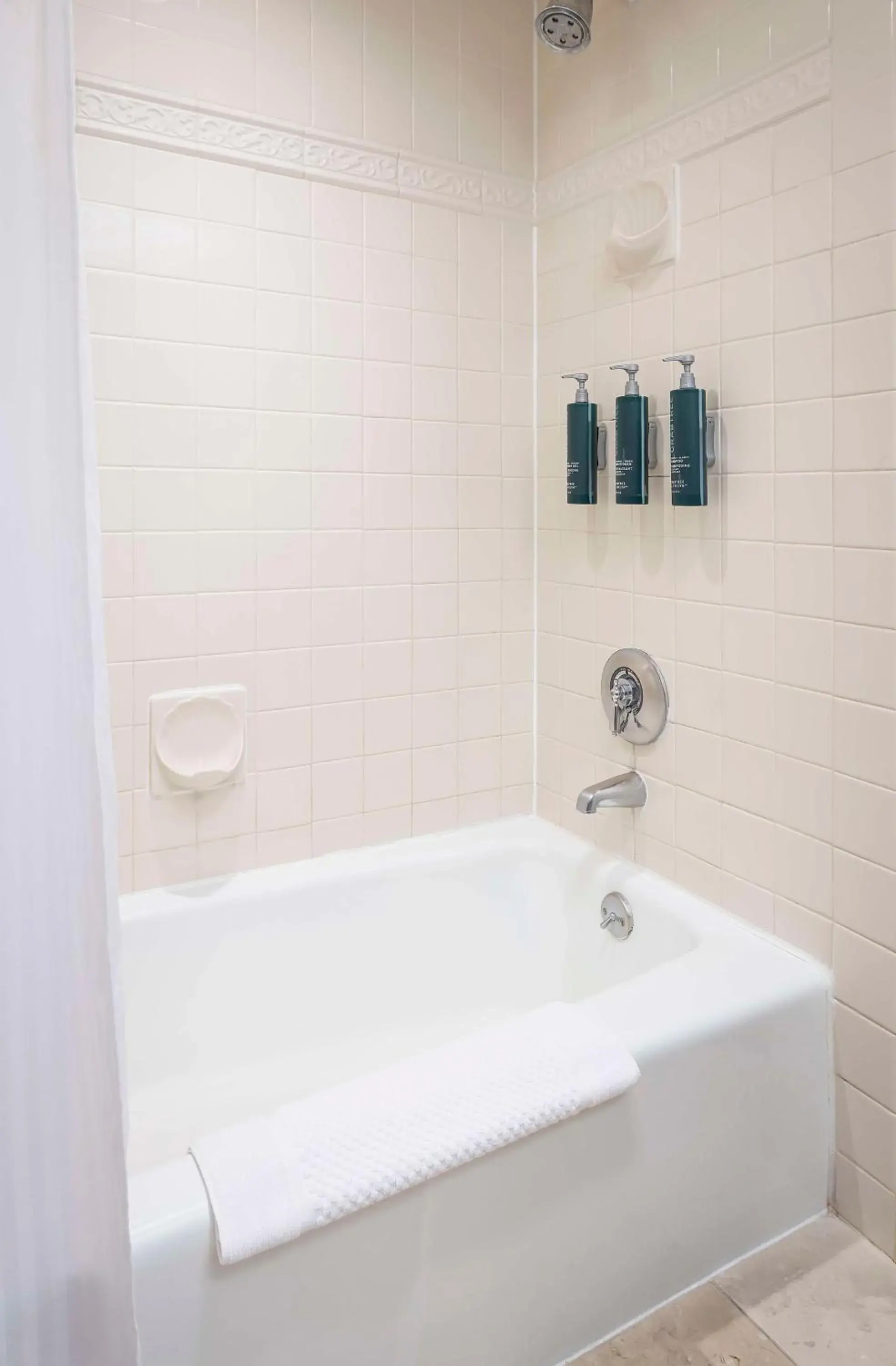 Queen Room with Two Queen Beds and Balcony in DoubleTree by Hilton San Jose Queen Room with Two Queen Beds and Balcony in DoubleTree by Hilton San Jose