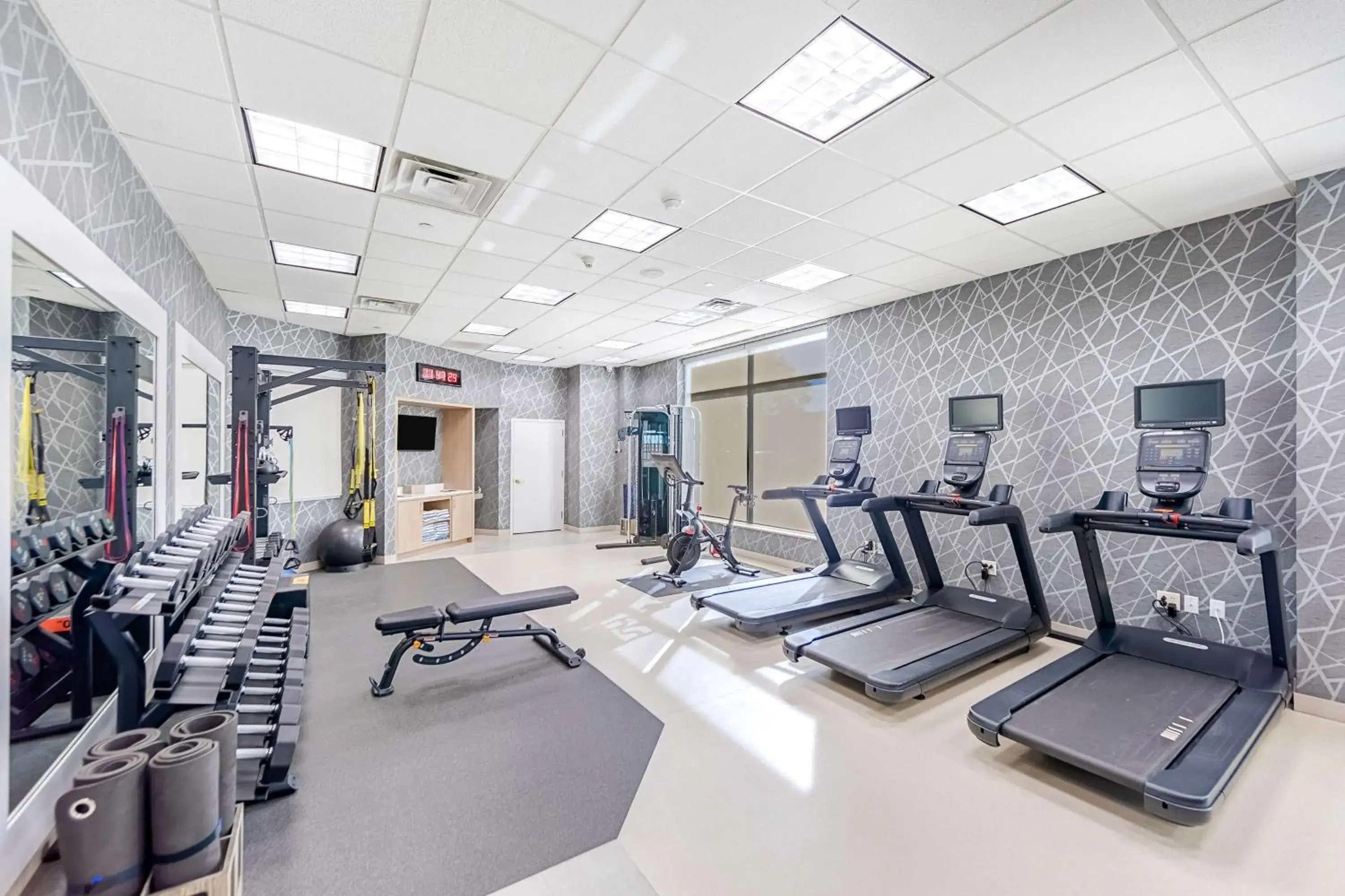 Fitness centre/facilities in Homewood Suites by Hilton East Rutherford - Meadowlands, NJ Fitness centre/facilities in Homewood Suites by Hilton East Rutherford - Meadowlands, NJ