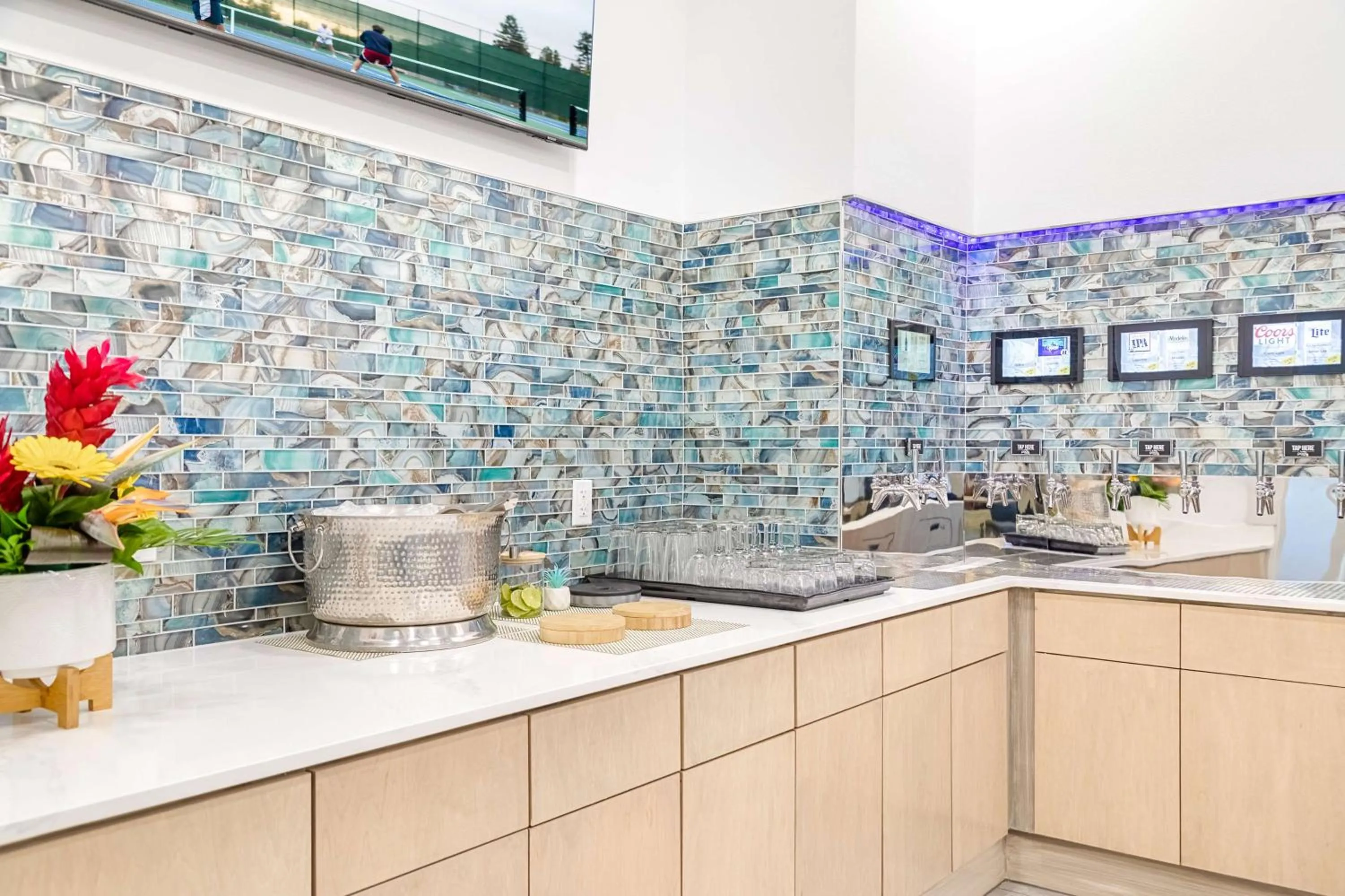 Breakfast in Homewood Suites by Hilton East Rutherford - Meadowlands, NJ