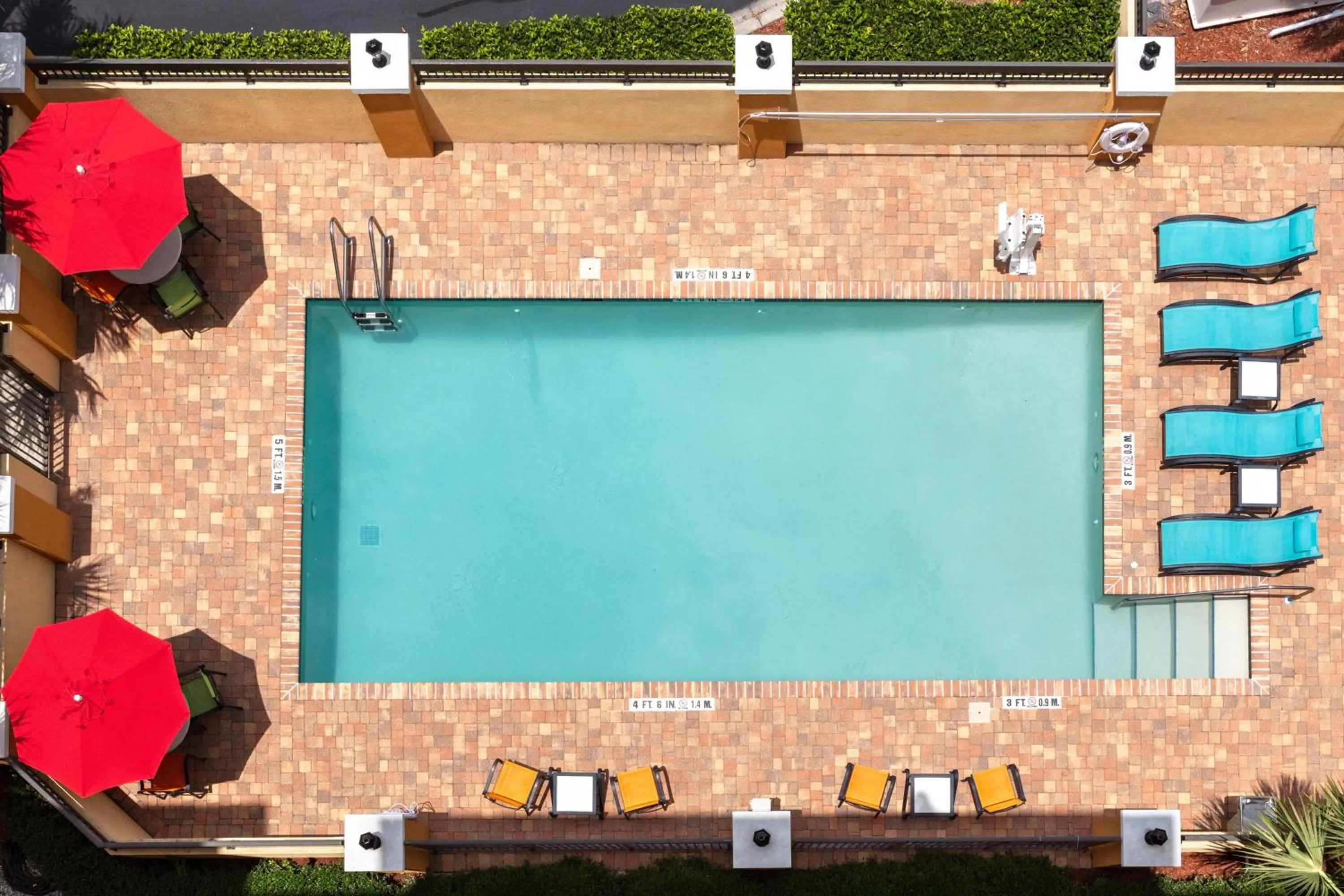 Pool view in Hampton Inn & Suites Jacksonville South - Bartram Park