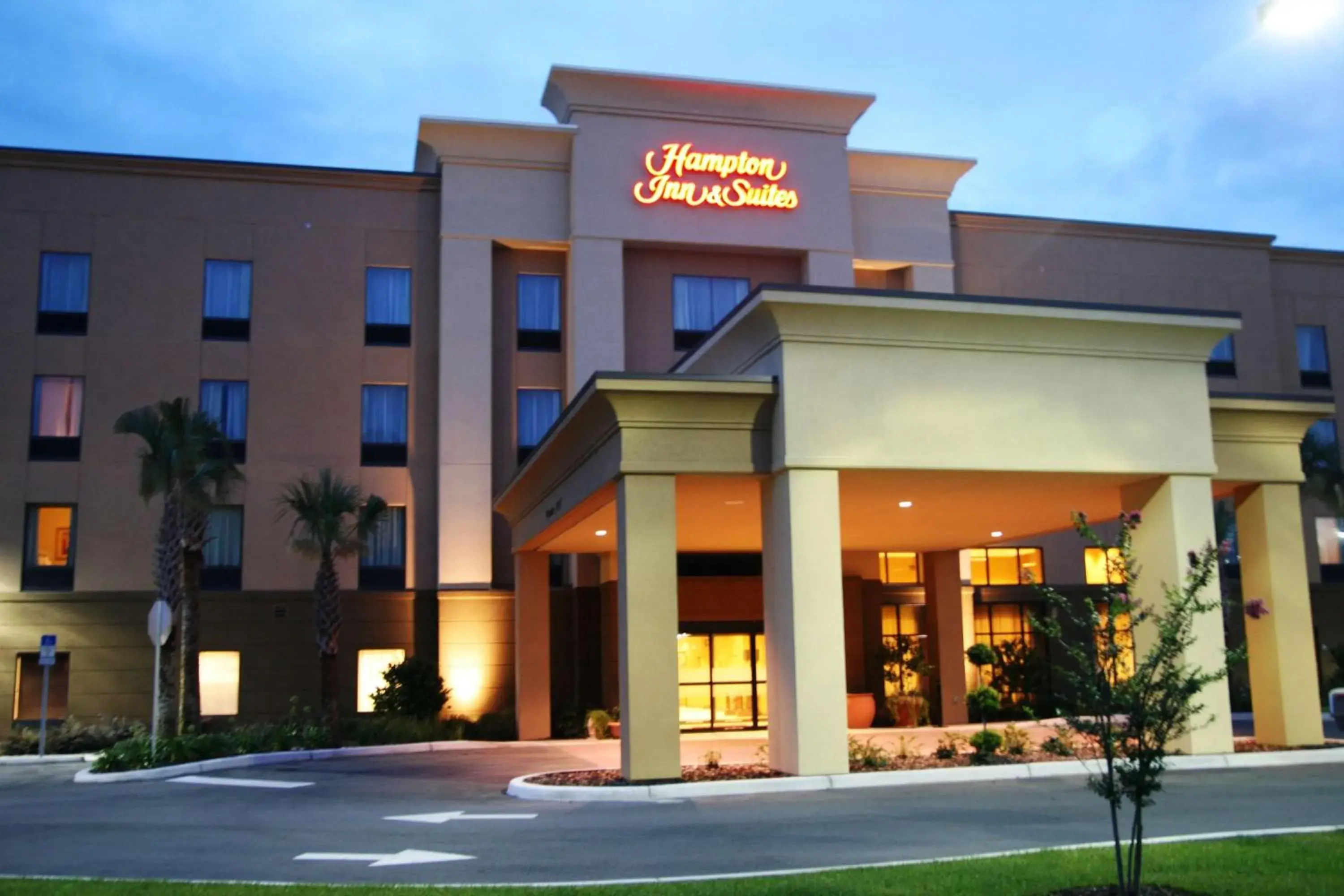 Property building in Hampton Inn & Suites Ocala - Belleview Property building in Hampton Inn & Suites Ocala - Belleview