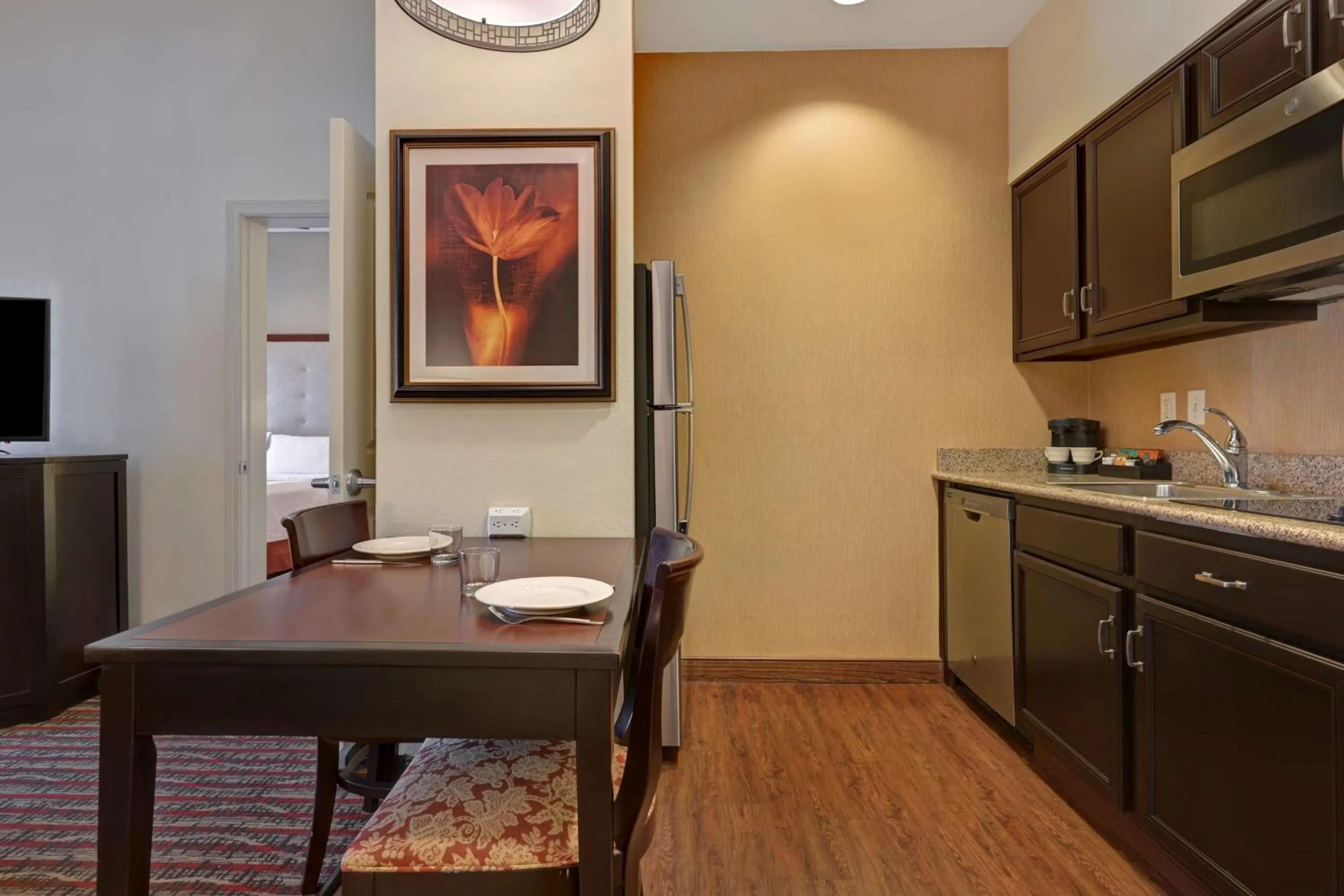 Kitchen or kitchenette in Homewood Suites by Hilton Denver Tech Center